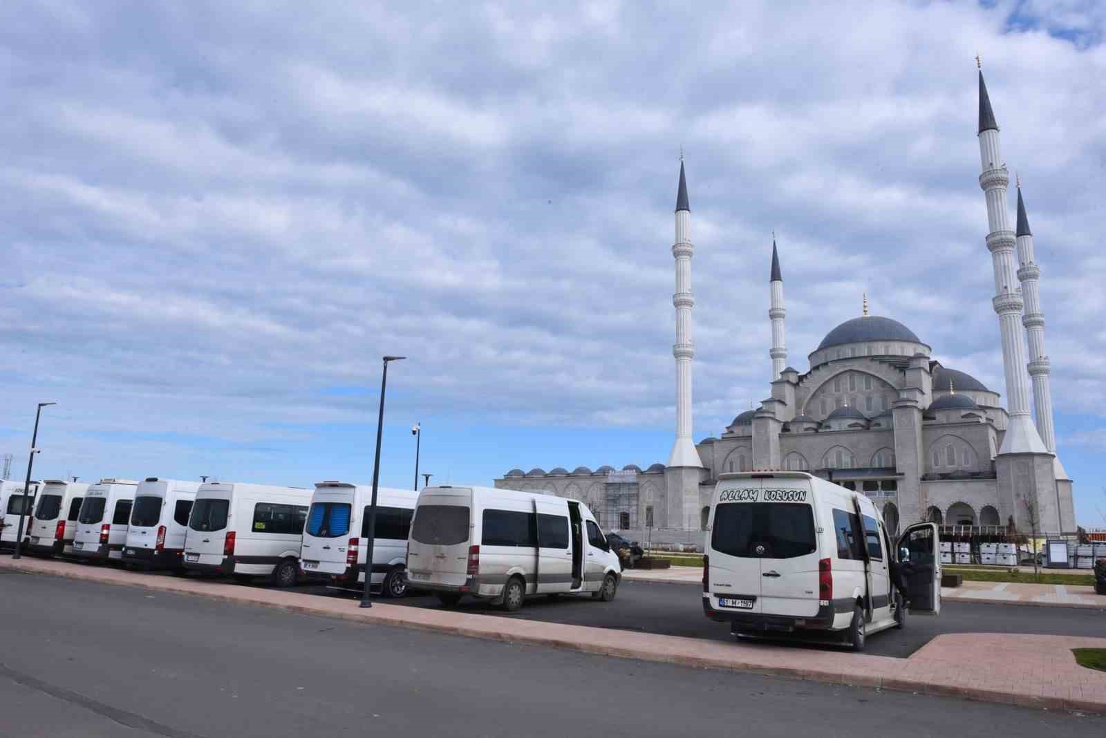 Trabzon’da dolmuşlar yeni yerine taşınıyor
