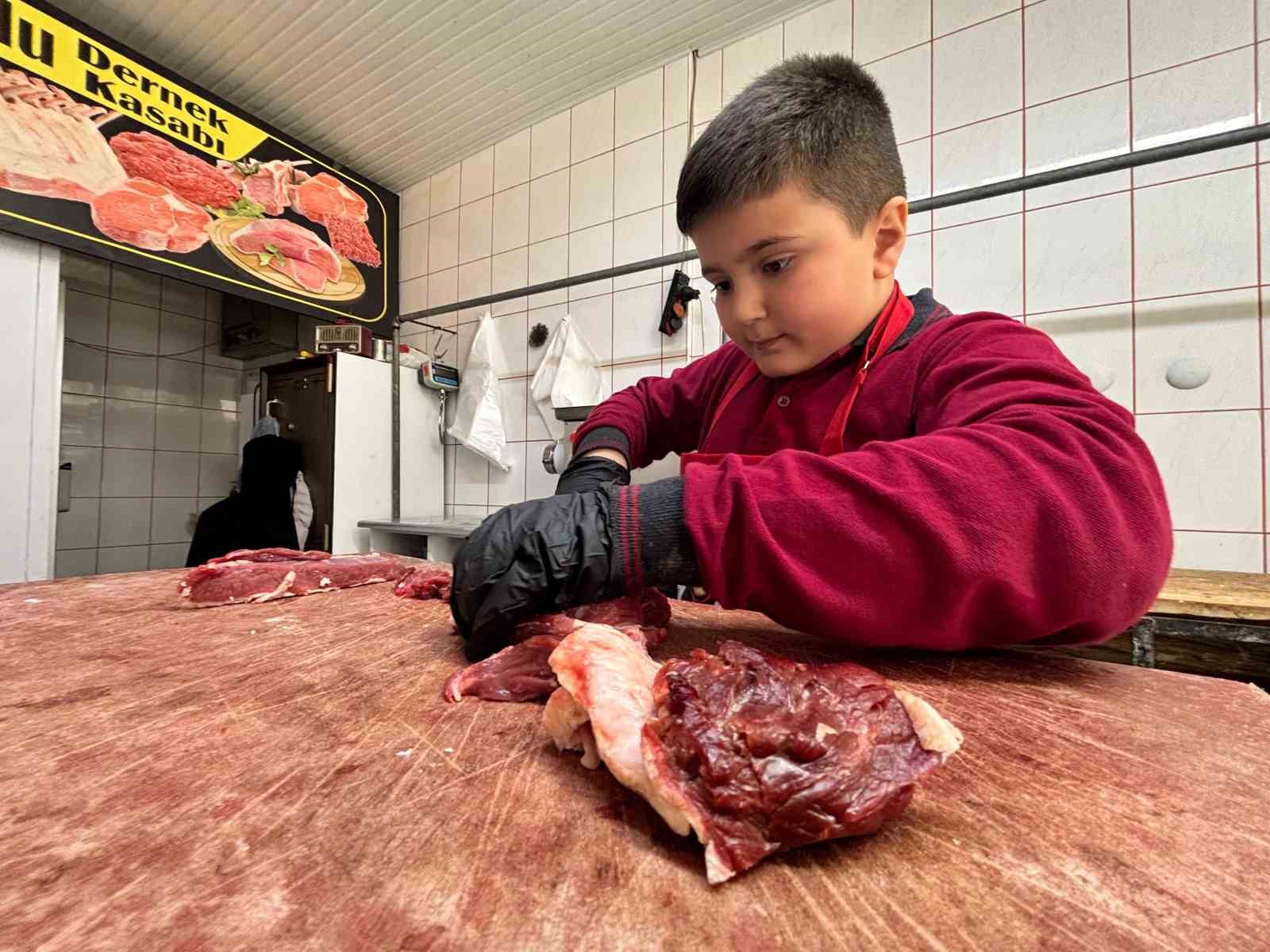 Trabzon’da "Junior Kasap" ilgi odağı oldu
