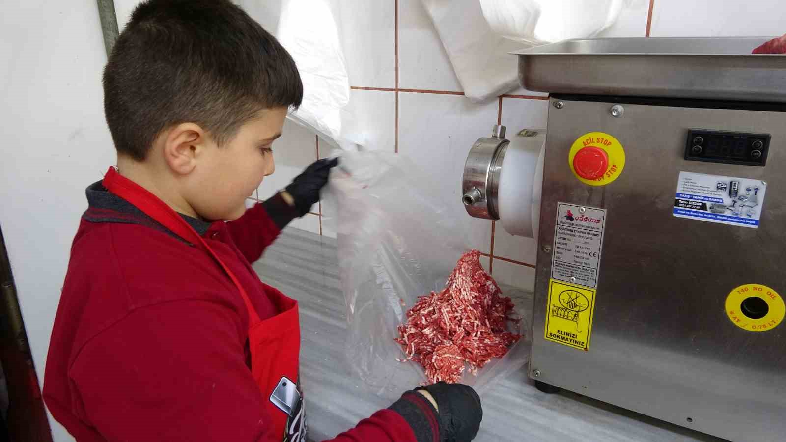 Trabzon’da "Junior Kasap" ilgi odağı oldu
