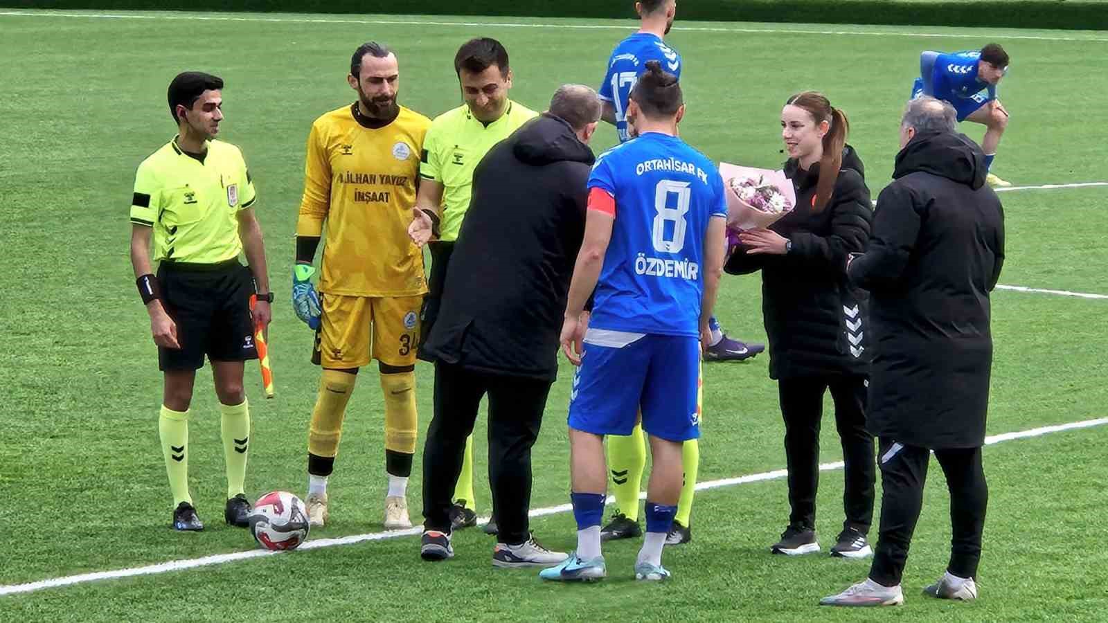 Trabzon’da kadın hakemlere 8 Mart jesti
