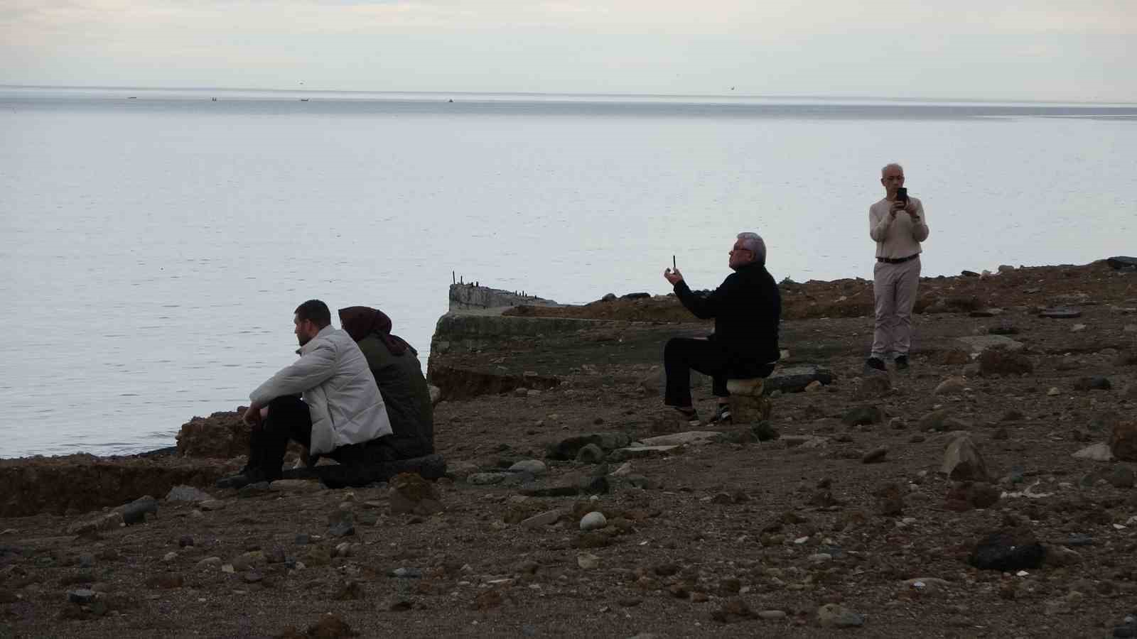 Trabzon’da kayıp genç her yerde aranıyor
