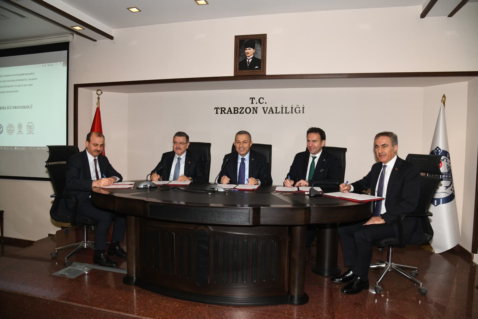 Trabzon’da okçuluk sporunu yaygınlaştırmak için harekete geçildi
Trabzon’da okçuluk sporunu yaygınlaştırmak için harekete geçildi