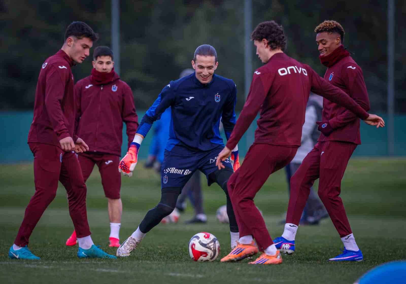 Trabzonspor, Antalyaspor maçı hazırlıklarına başladı

