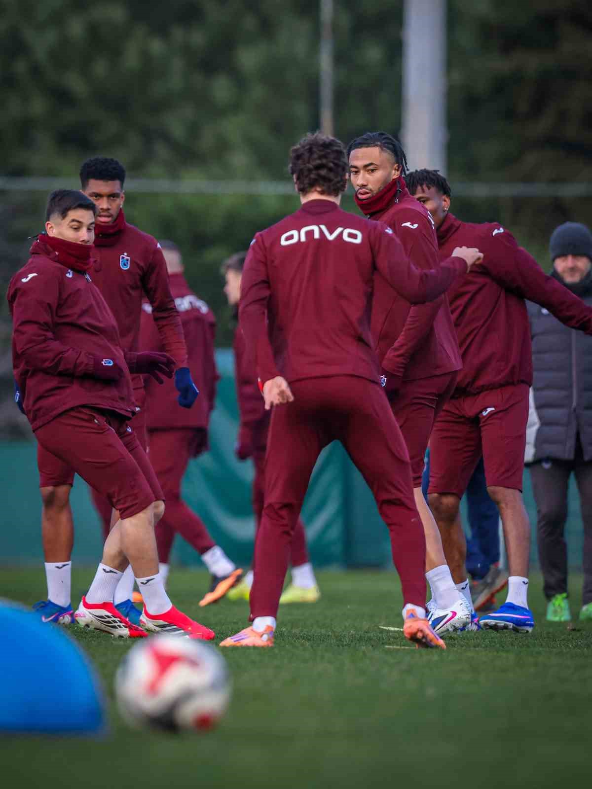 Trabzonspor, Antalyaspor maçı hazırlıklarına başladı

