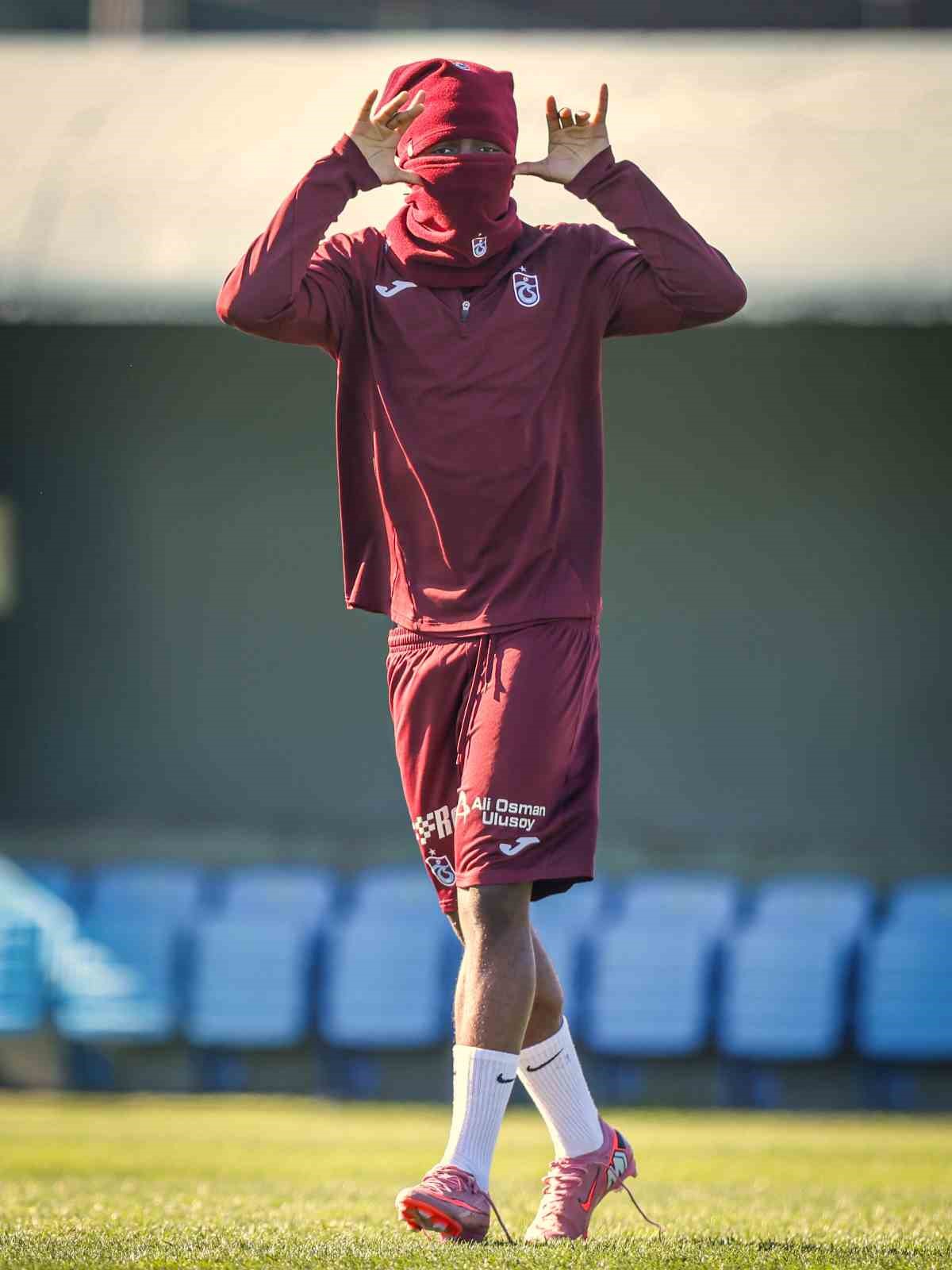 Trabzonspor, Fenerbahçe maçı hazırlıklarını sürdürdü
