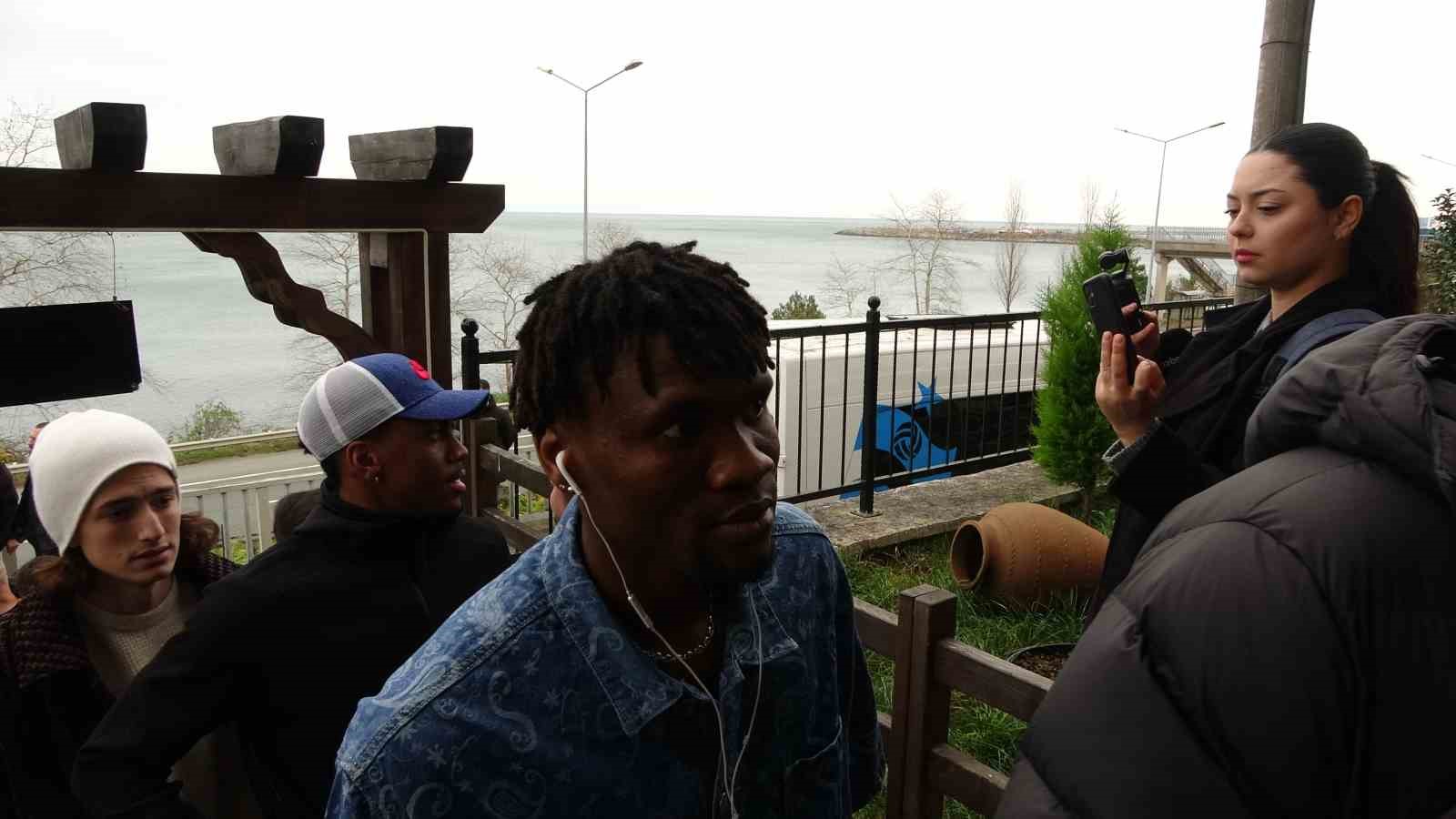 Trabzonspor’dan Baştımar Aile Müzesi’ne ziyaret
Trabzonspor’dan Baştımar Aile Müzesi’ne ziyaret