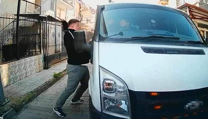 Trafik magandalarına yeni cezalar da caydırmadı
