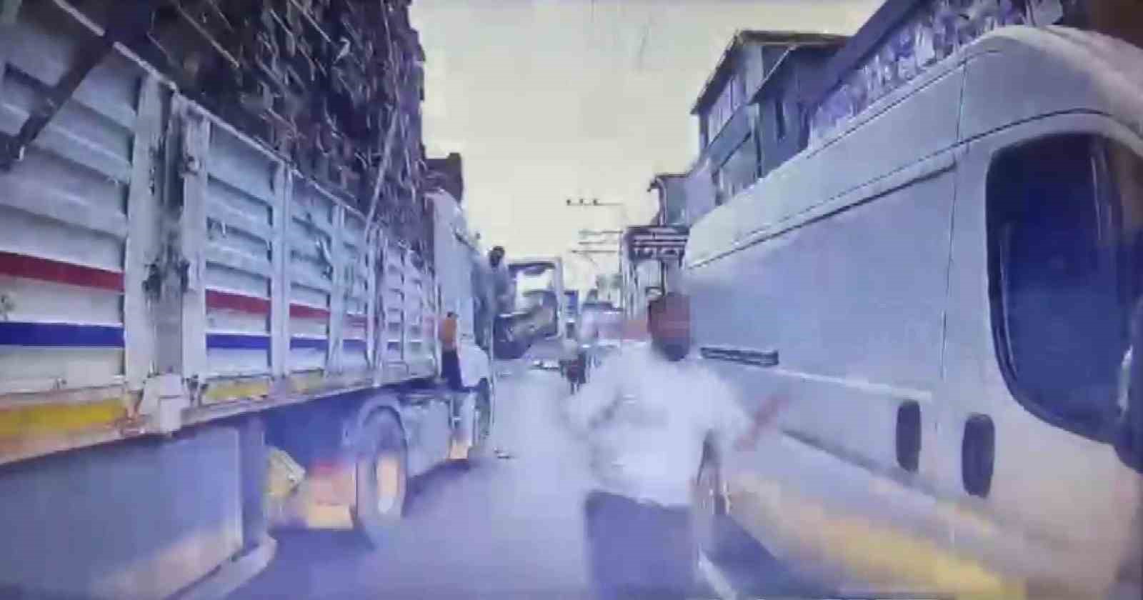 Trafik magandası baba-oğul tutuklandı
