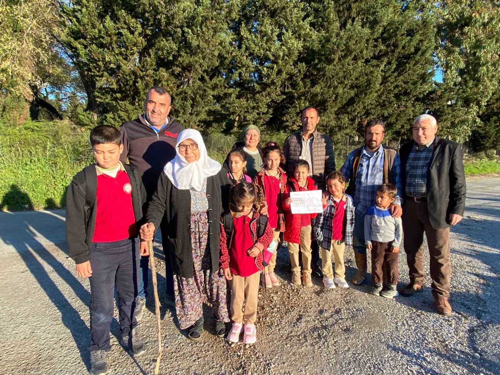 Traktör kasalarında eğitim yolculuğunda mutlu son
