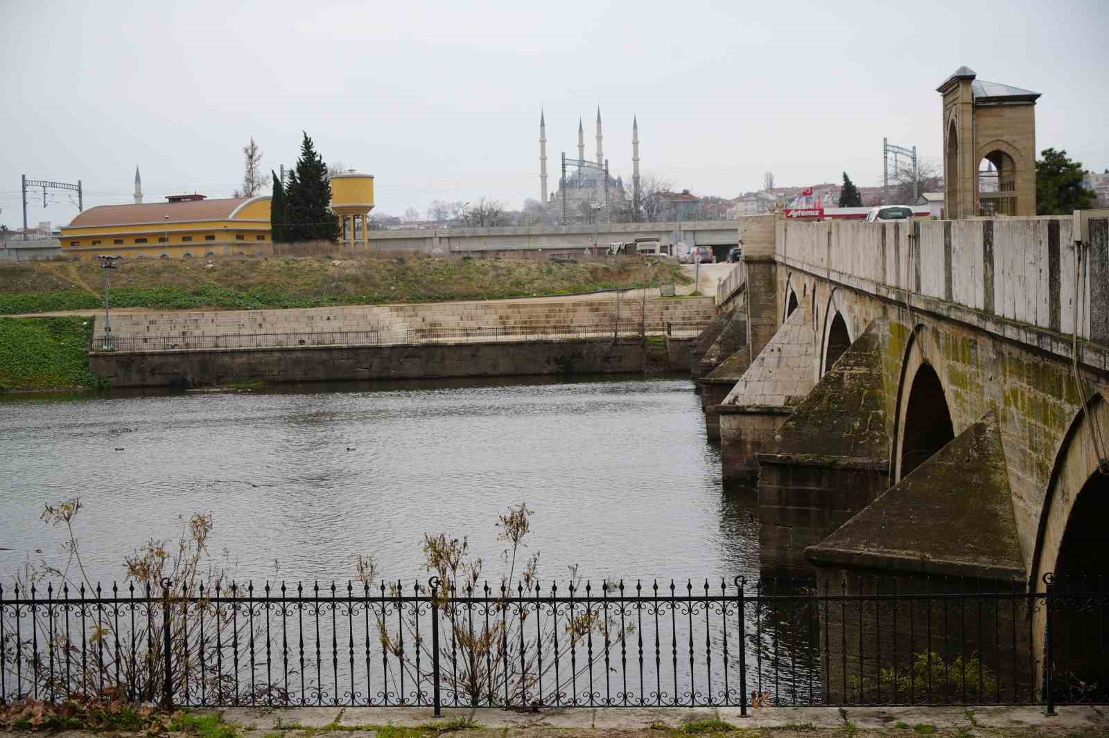 Trakya’da yağışlar yüzde 50 azaldı, nehir debileri düştü
