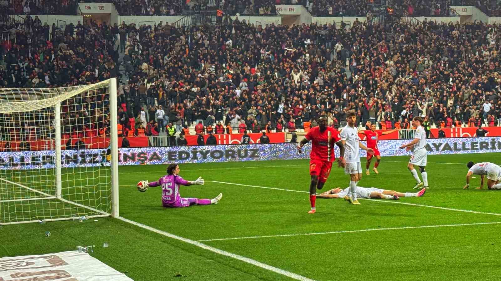 Trendyol 1. Lig: Amed Sportif Faaliyetler: 1 - Vanspor FK: 0
