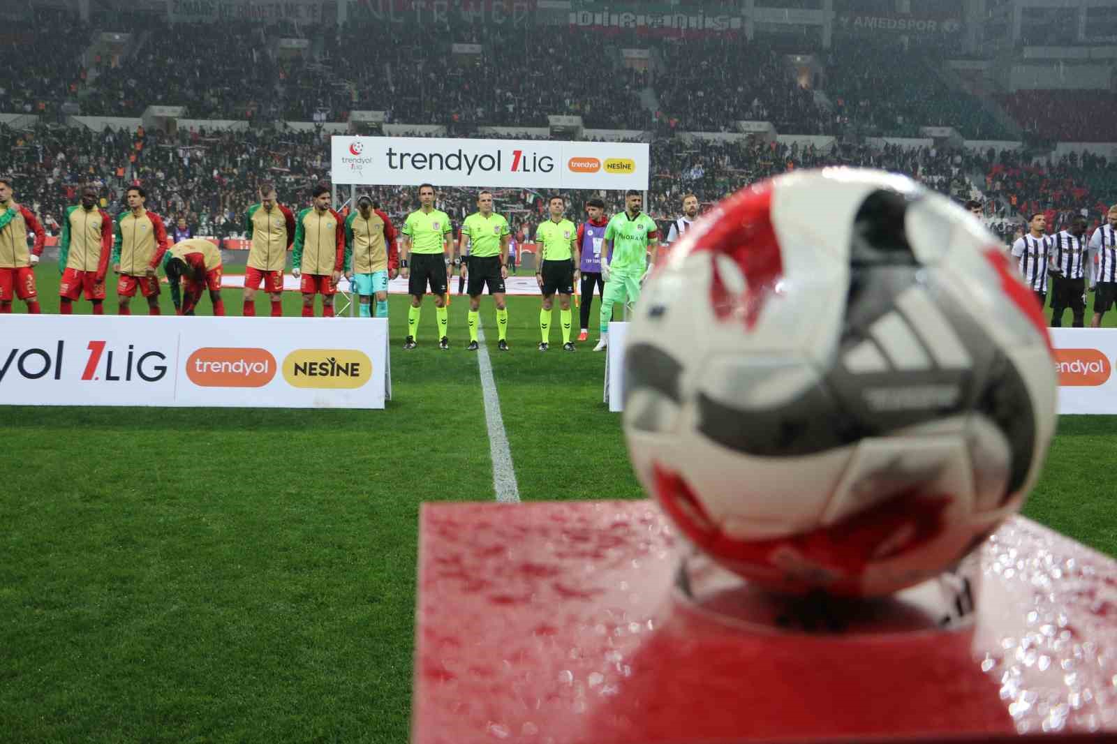 Trendyol 1. Lig: Amed Sportif Faaliyetler: 2 - Manisa FK: 0
Trendyol 1. Lig: Amed Sportif Faaliyetler: 2 - Manisa FK: 0