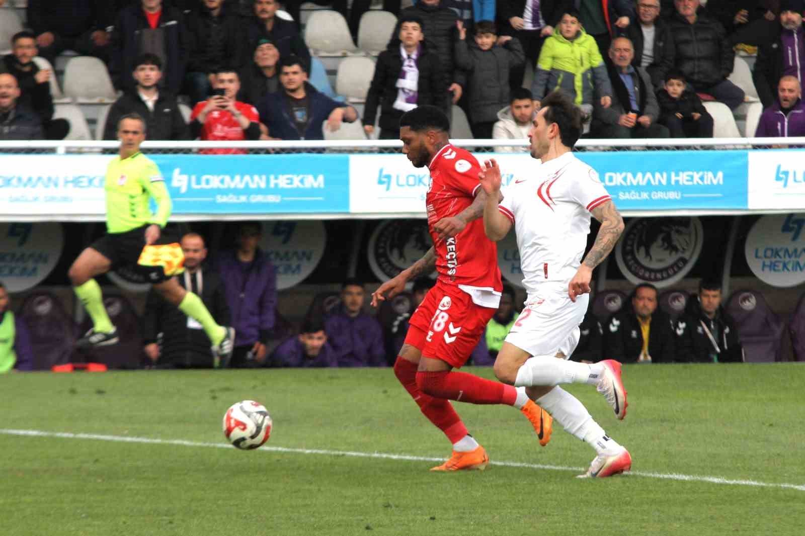 Trendyol 1. Lig: Ankara Keçiörengücü: 5 - Boluspor: 1
Trendyol 1. Lig: Ankara Keçiörengücü: 5 - Boluspor: 1