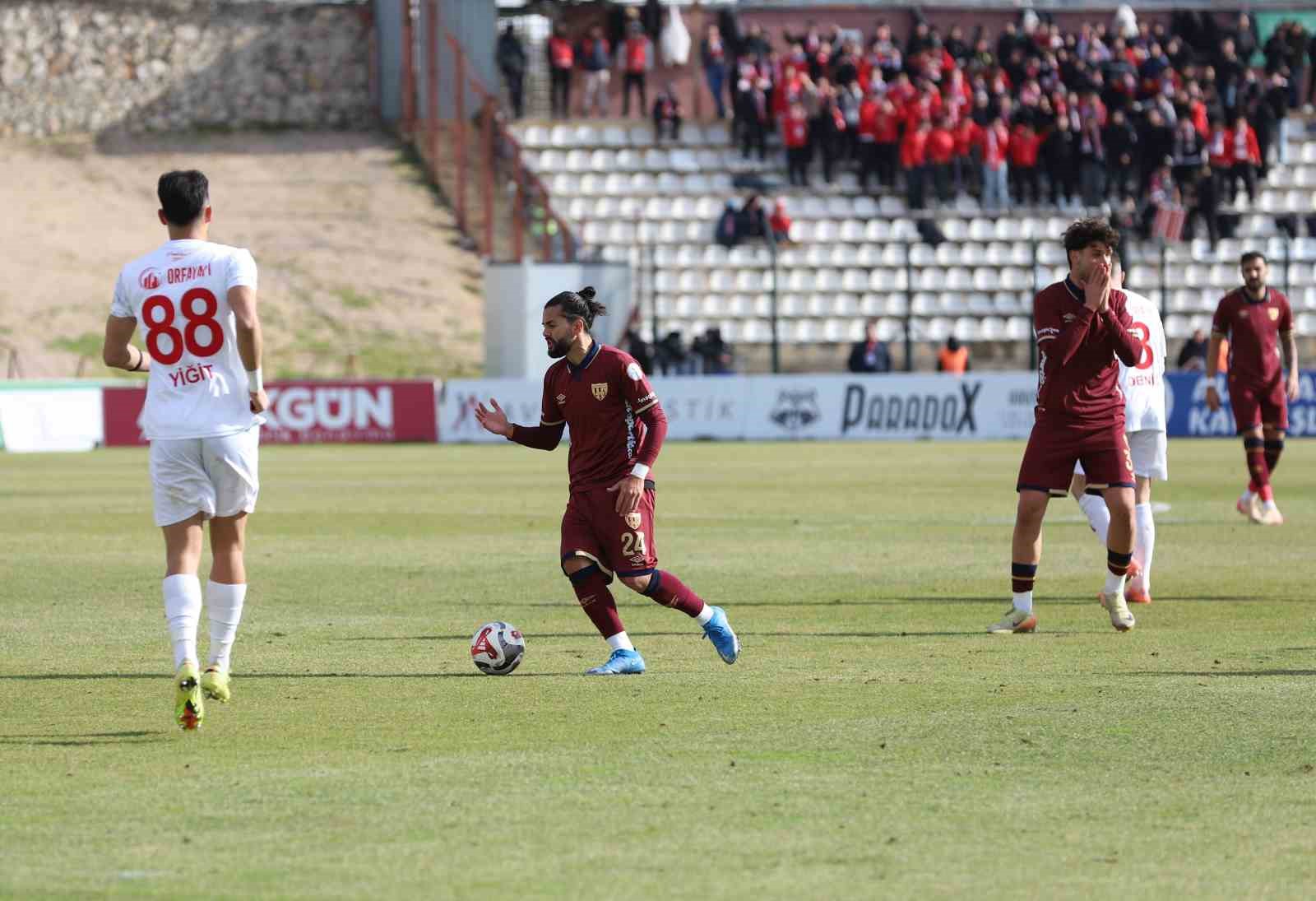Trendyol 1. Lig: Bandırmaspor: 4 - Pendiksporspor: 1
