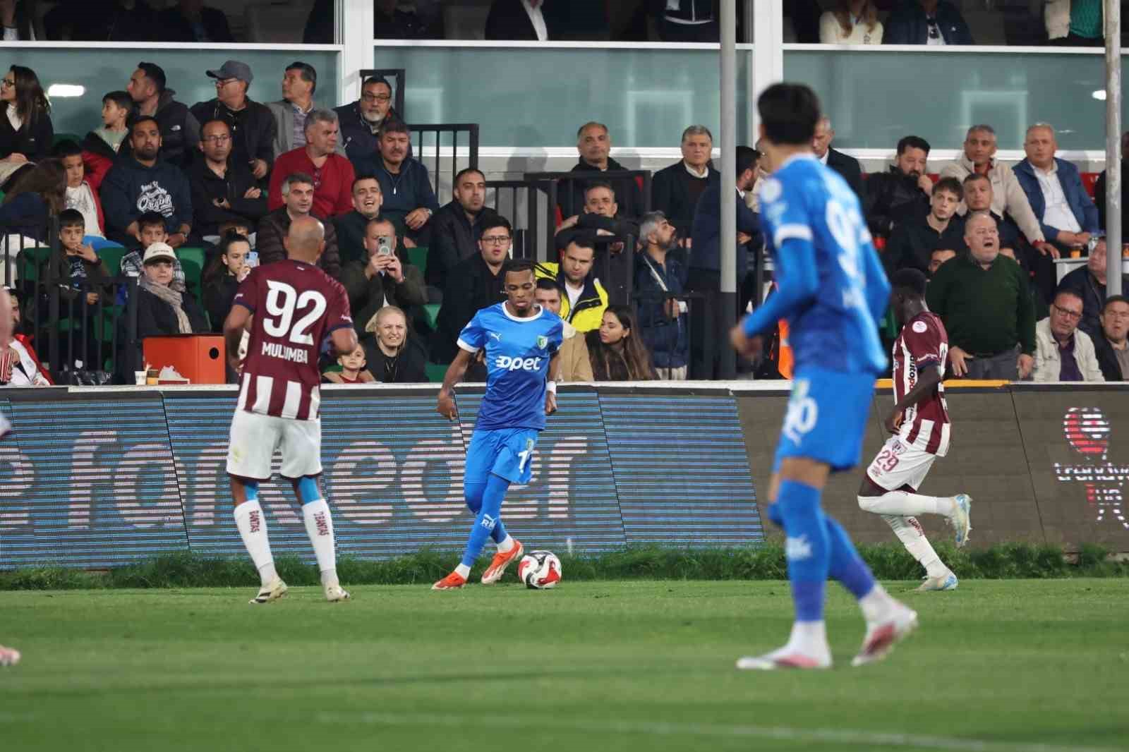 Trendyol 1. Lig: Bodrum FK: 0 - Bandırmaspor: 0
Trendyol 1. Lig: Bodrum FK: 0 - Bandırmaspor: 0