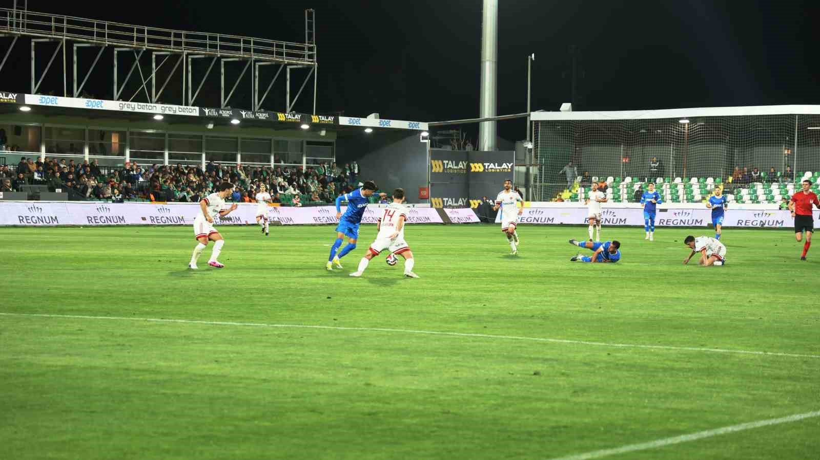 Trendyol 1. Lig: Bodrum FK: 1 - Ümraniyespor: 0
Trendyol 1. Lig: Bodrum FK: 1 - Ümraniyespor: 0