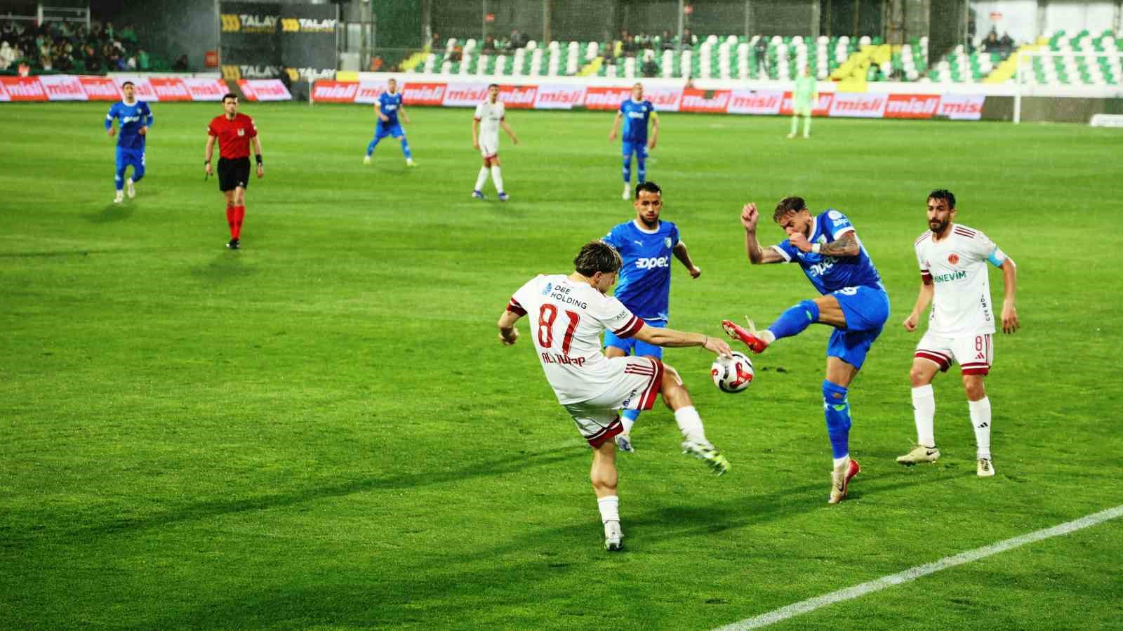 Trendyol 1. Lig: Bodrum FK: 1 - Ümraniyespor: 0
Trendyol 1. Lig: Bodrum FK: 1 - Ümraniyespor: 0