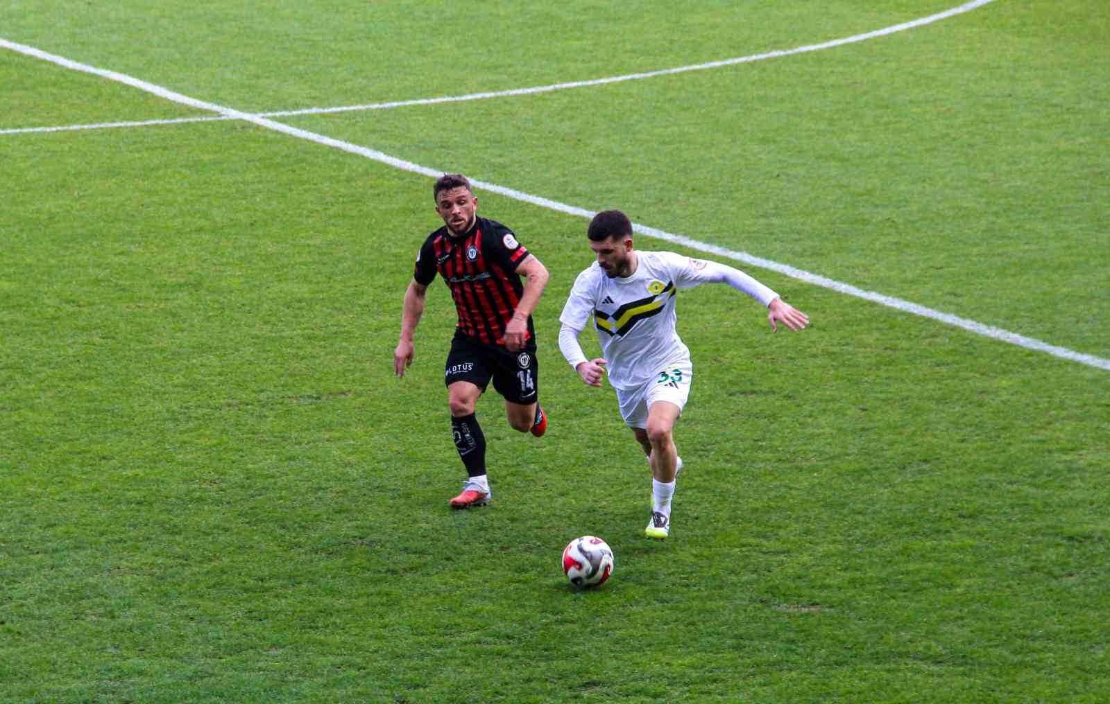 Trendyol 1. Lig: Çorum FK: 2 - Esenler Erokspor: 1
Trendyol 1. Lig: Çorum FK: 2 - Esenler Erokspor: 1