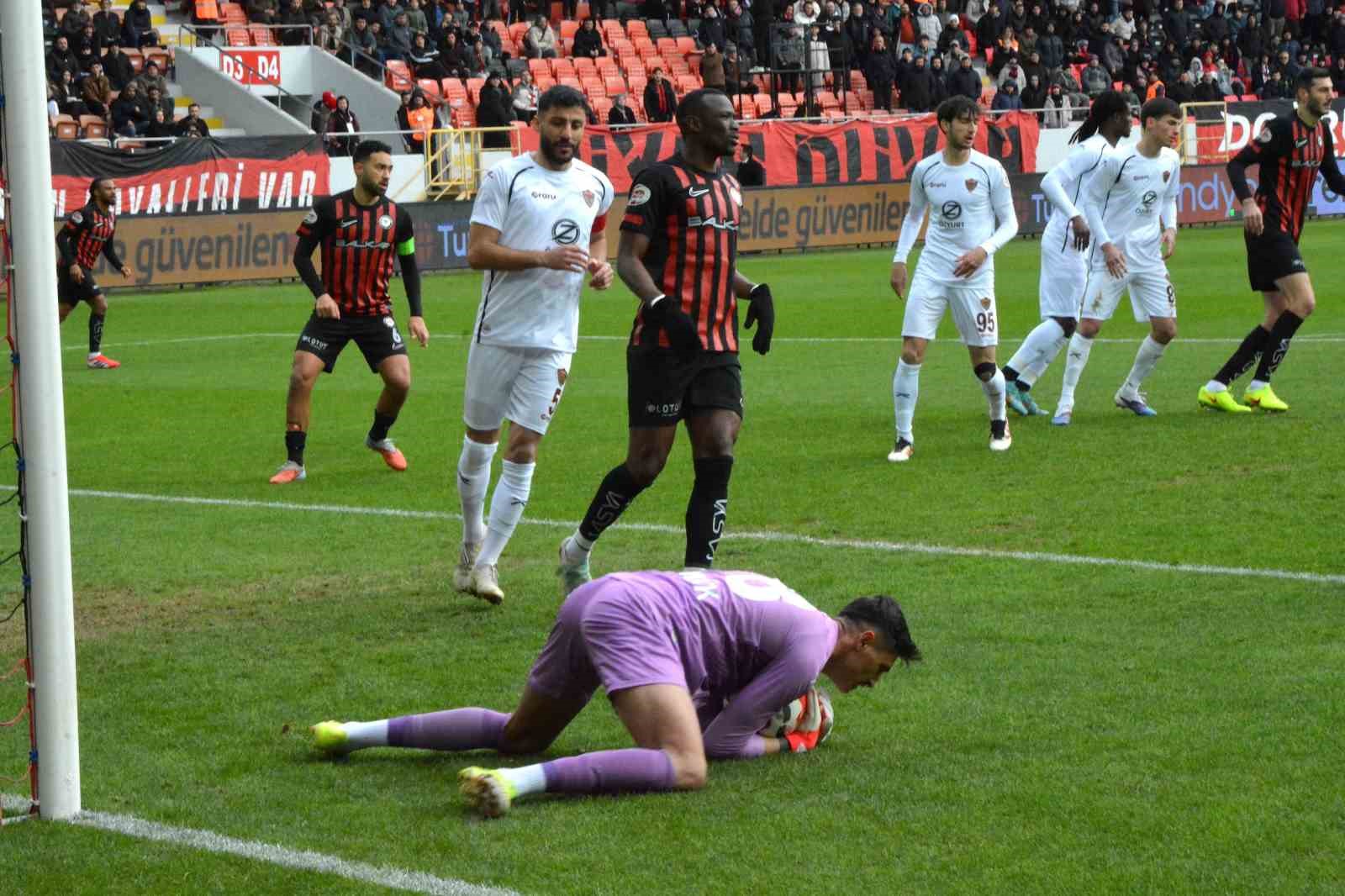 Trendyol 1. Lig: Çorum FK: 3 - Atakaş Hatayspor: 1
