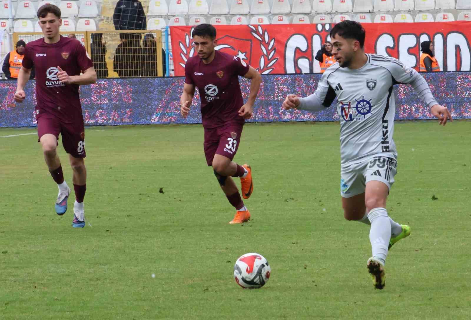 Trendyol 1. Lig: Erzurumspor FK: 3 - Hatayspor: 0
Trendyol 1. Lig: Erzurumspor FK: 3 - Hatayspor: 0