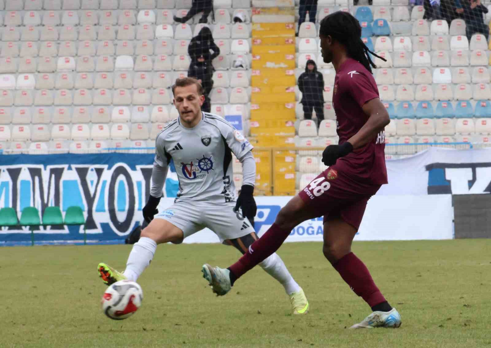 Trendyol 1. Lig: Erzurumspor FK: 3 - Hatayspor: 0
Trendyol 1. Lig: Erzurumspor FK: 3 - Hatayspor: 0