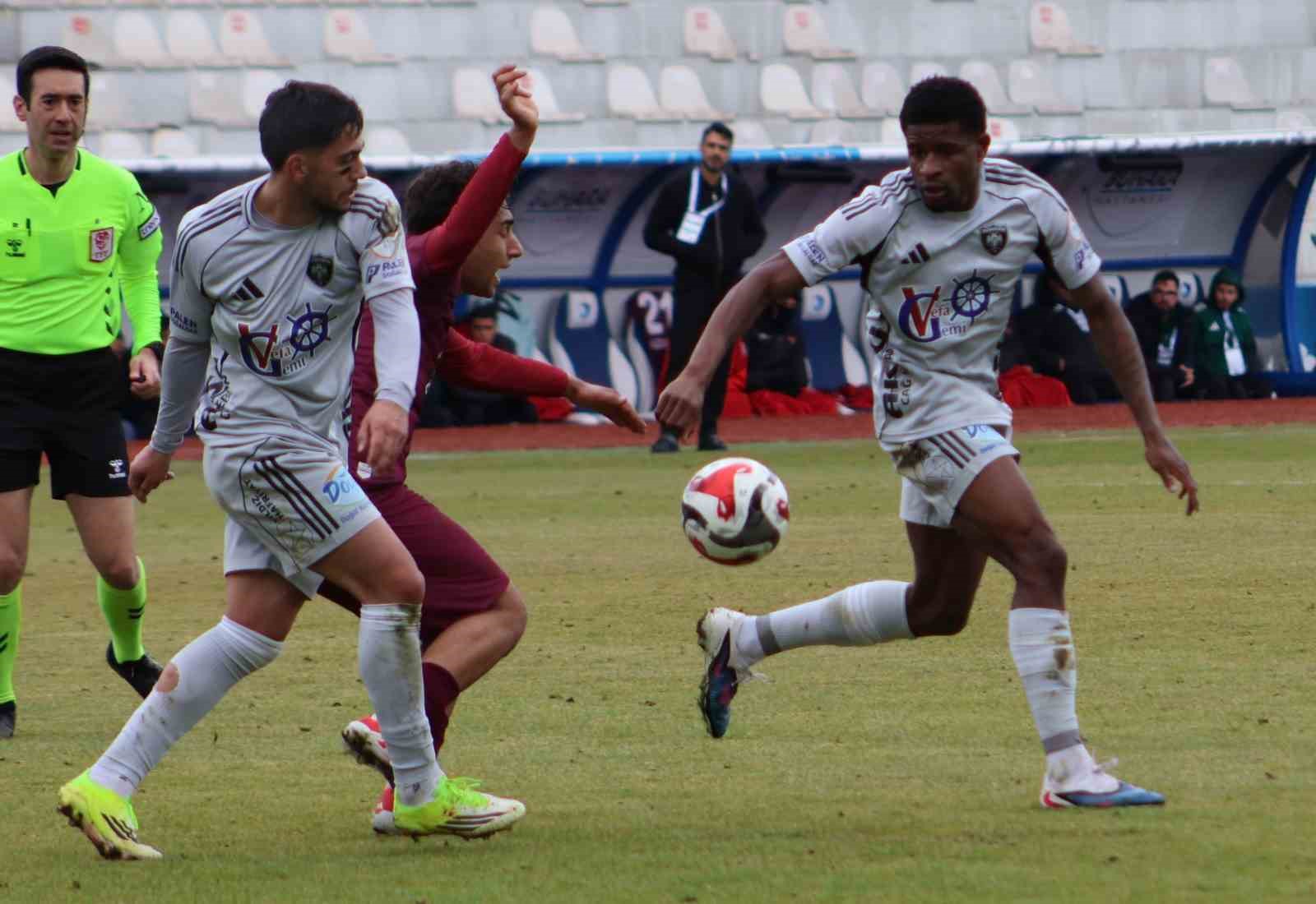 Trendyol 1. Lig: Erzurumspor FK: 3 - Hatayspor: 0
Trendyol 1. Lig: Erzurumspor FK: 3 - Hatayspor: 0