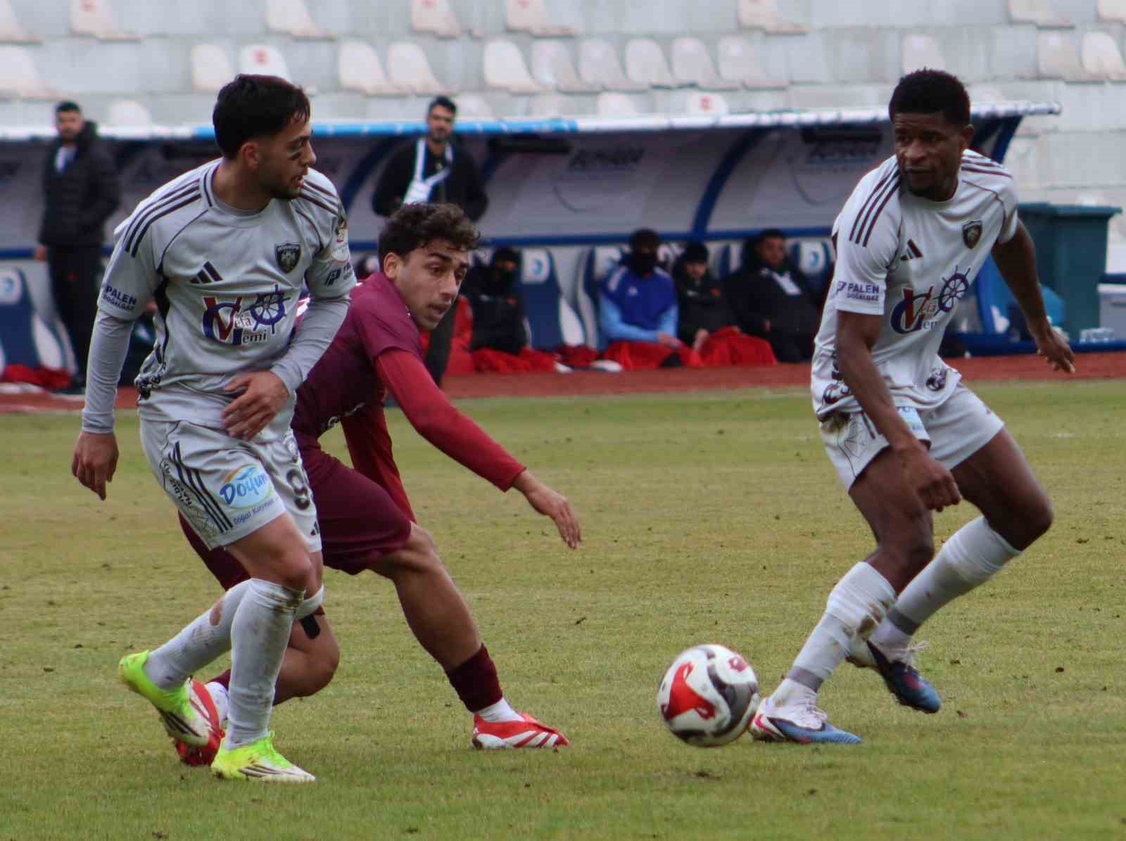 Trendyol 1. Lig: Erzurumspor FK: 3 - Hatayspor: 0
Trendyol 1. Lig: Erzurumspor FK: 3 - Hatayspor: 0