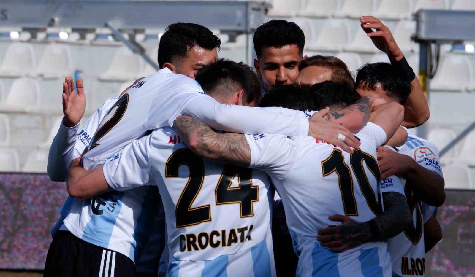 Trendyol 1. Lig Erzurumspor FK: 4 - Serikspor: 0
