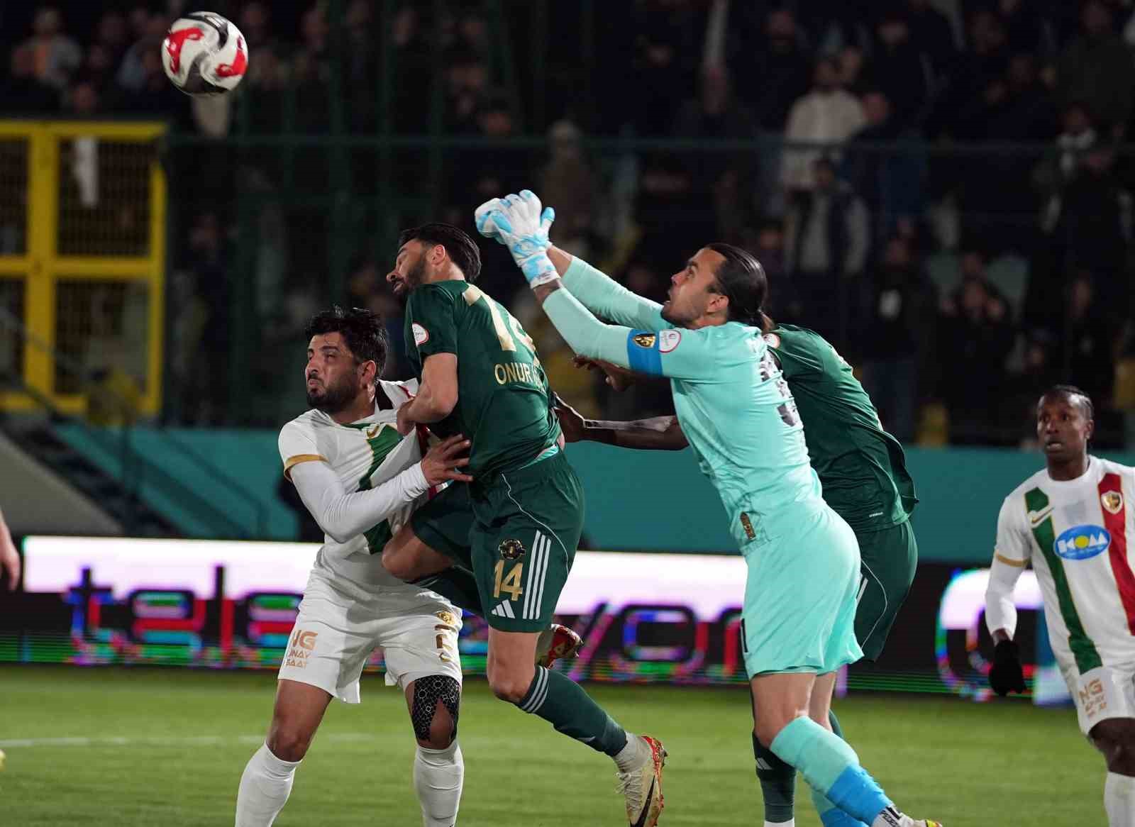 Trendyol 1. Lig: Esenler Erokspor: 1 - Amed Sportif Faaliyetler: 1
