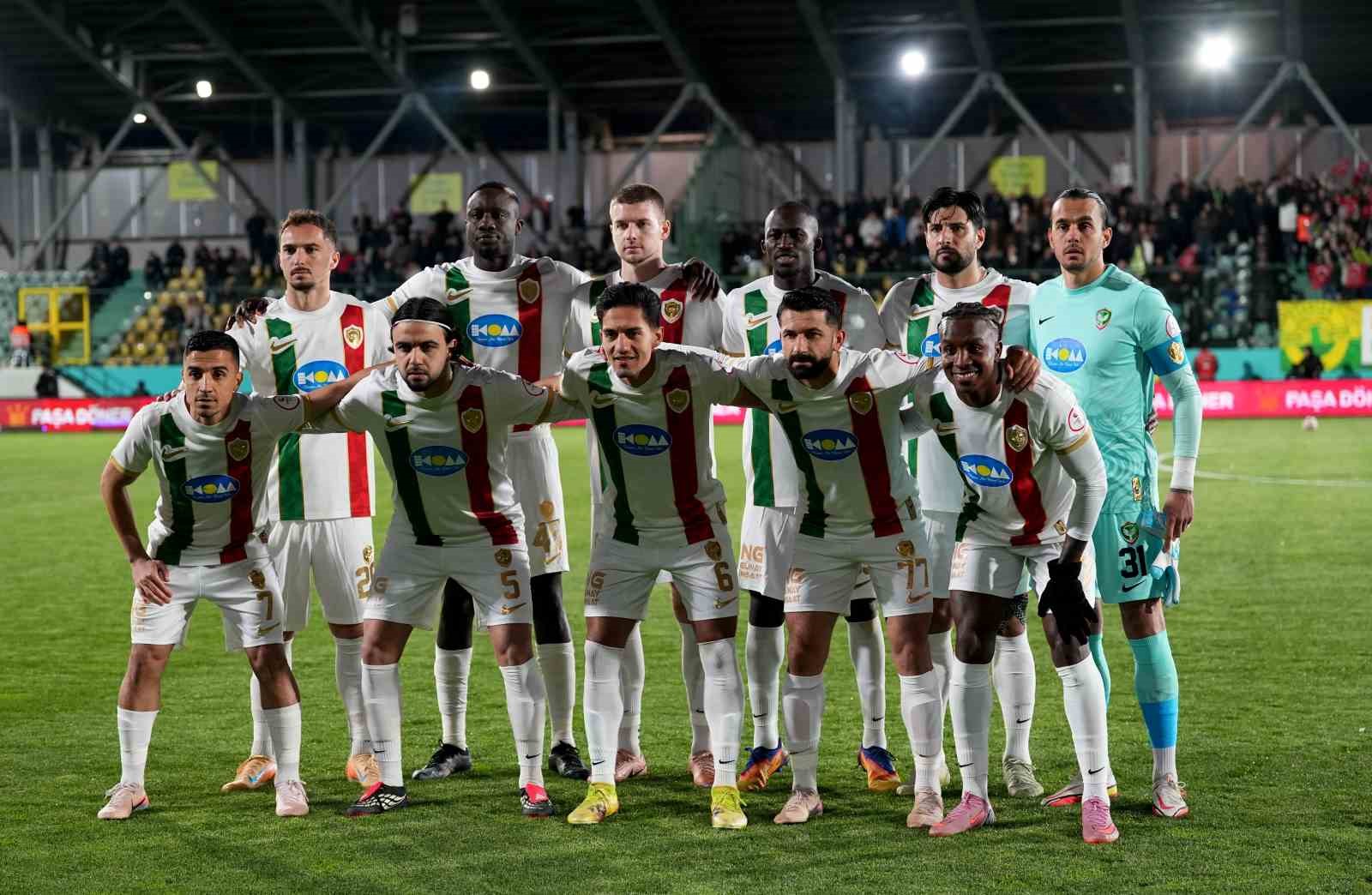 Trendyol 1. Lig: Esenler Erokspor: 1 - Amed Sportif Faaliyetler: 1
