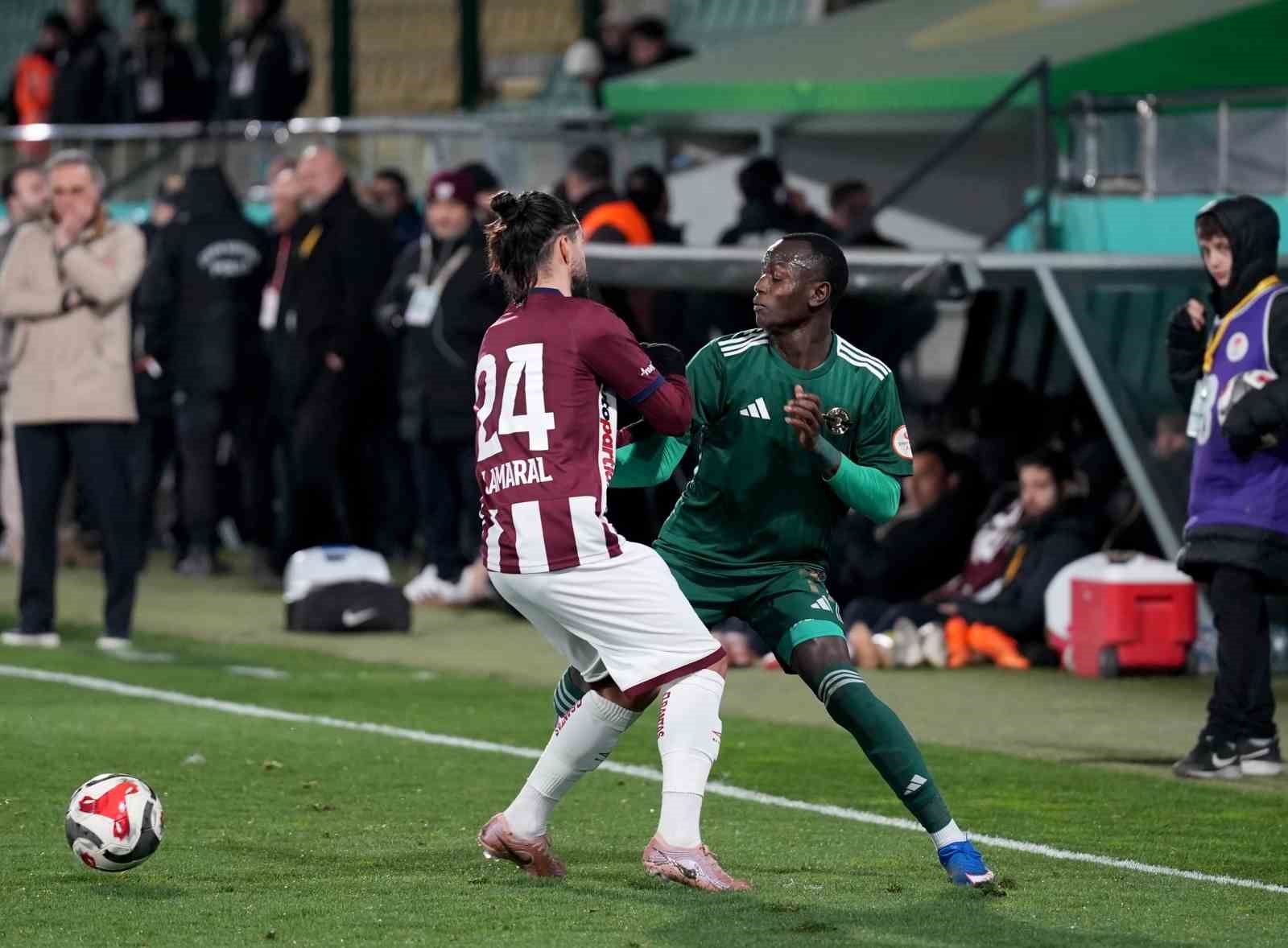 Trendyol 1. Lig: Esenler Erokspor: 1 - Bandırmaspor: 1
