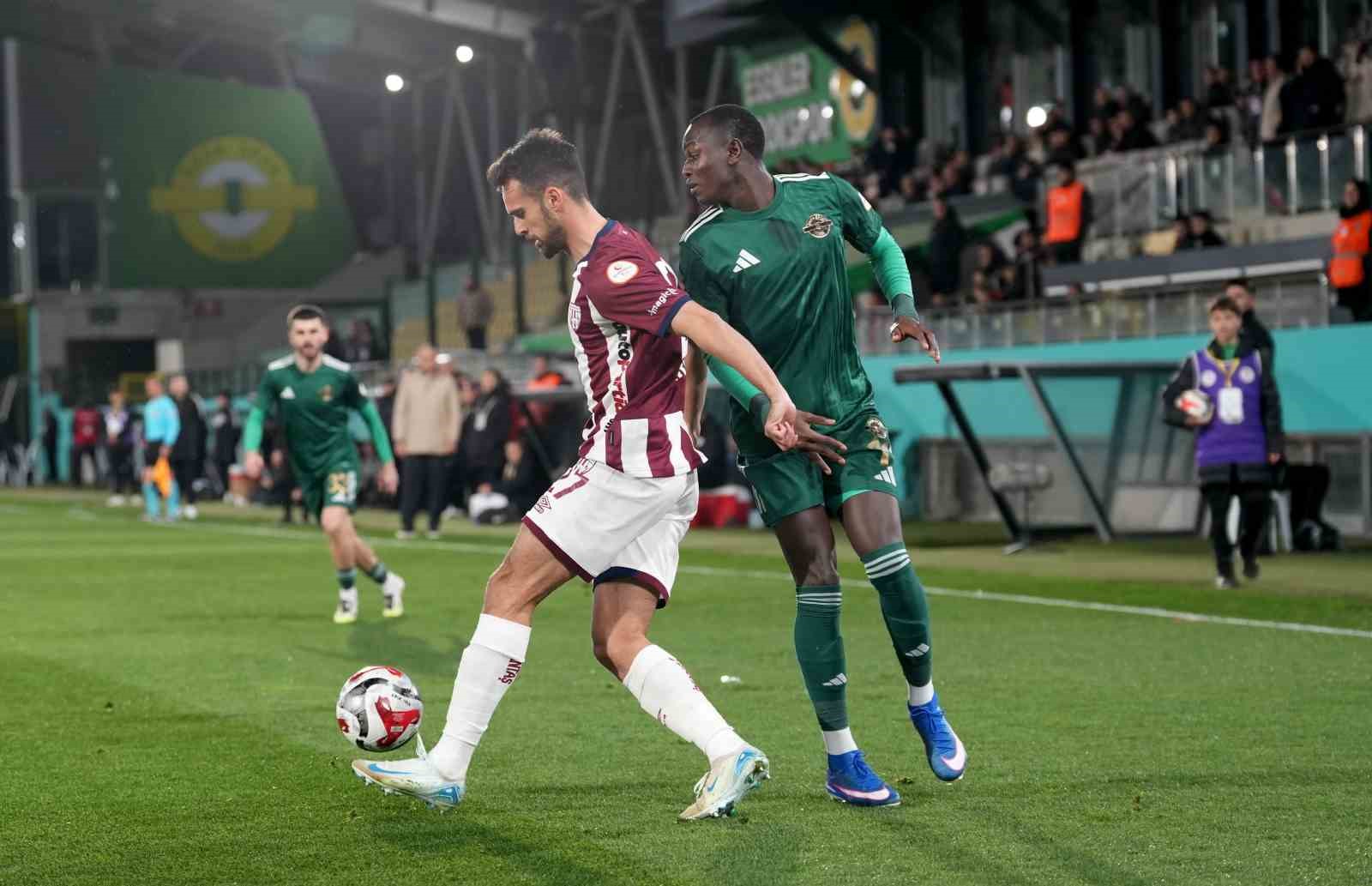 Trendyol 1. Lig: Esenler Erokspor: 1 - Bandırmaspor: 1
