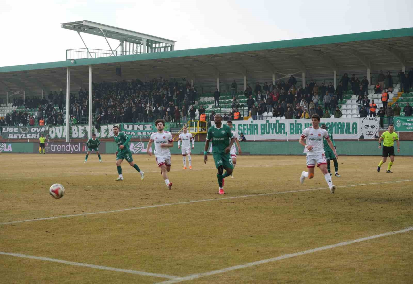 Trendyol 1. Lig: Iğdır FK: 1 - Ümraniyespor: 1

