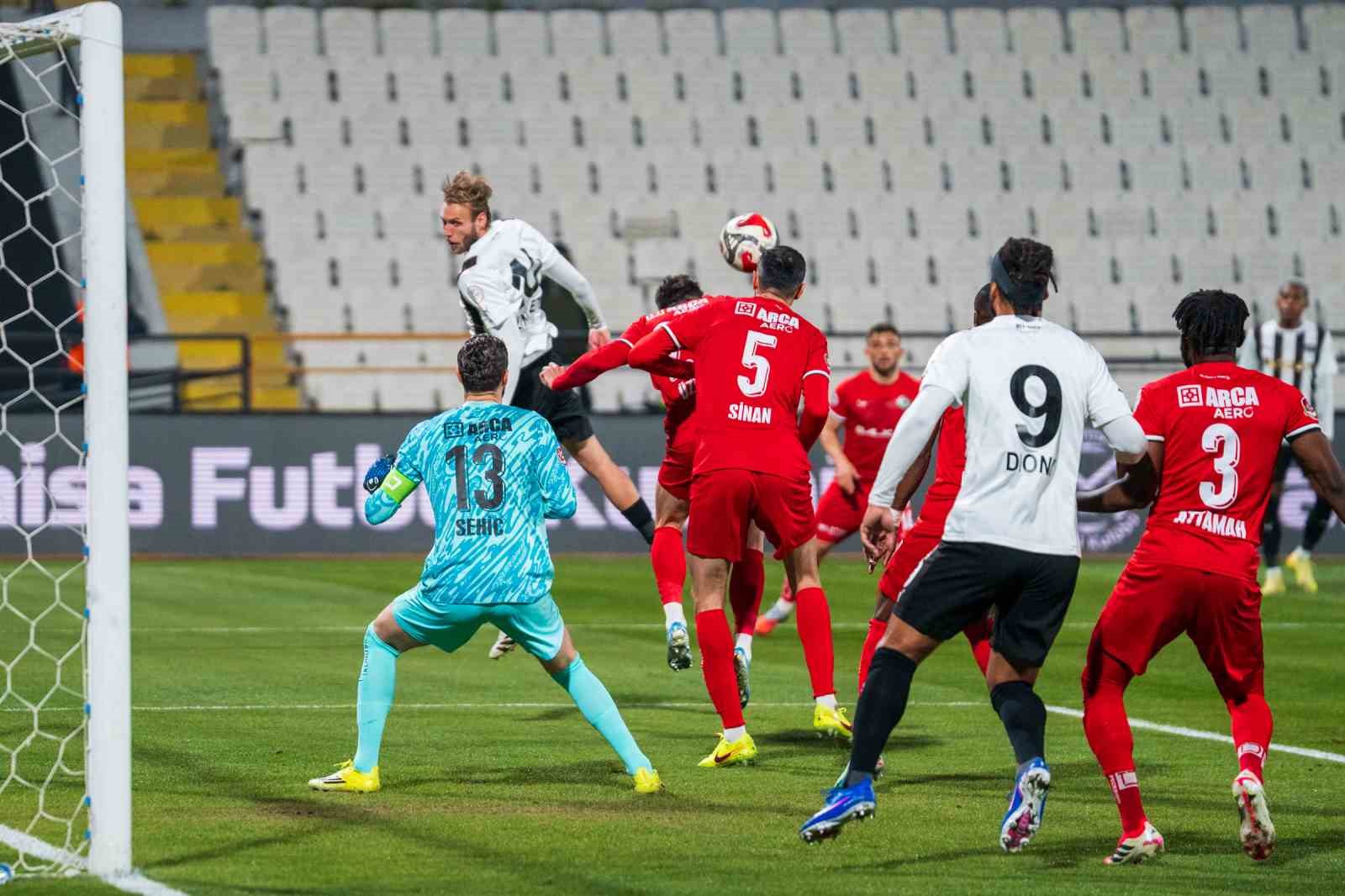 Trendyol 1. Lig: Manisa FK: 0 - Çorum FK: 1
Trendyol 1. Lig: Manisa FK: 0 - Çorum FK: 1