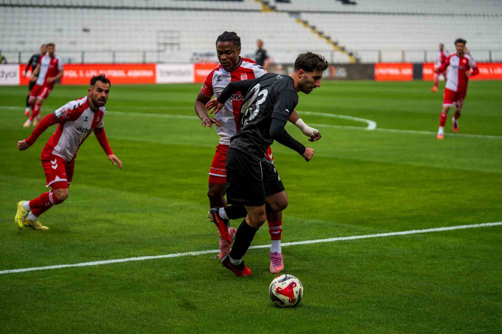 Trendyol 1. Lig: Manisa FK: 0 - Sivasspor: 1
