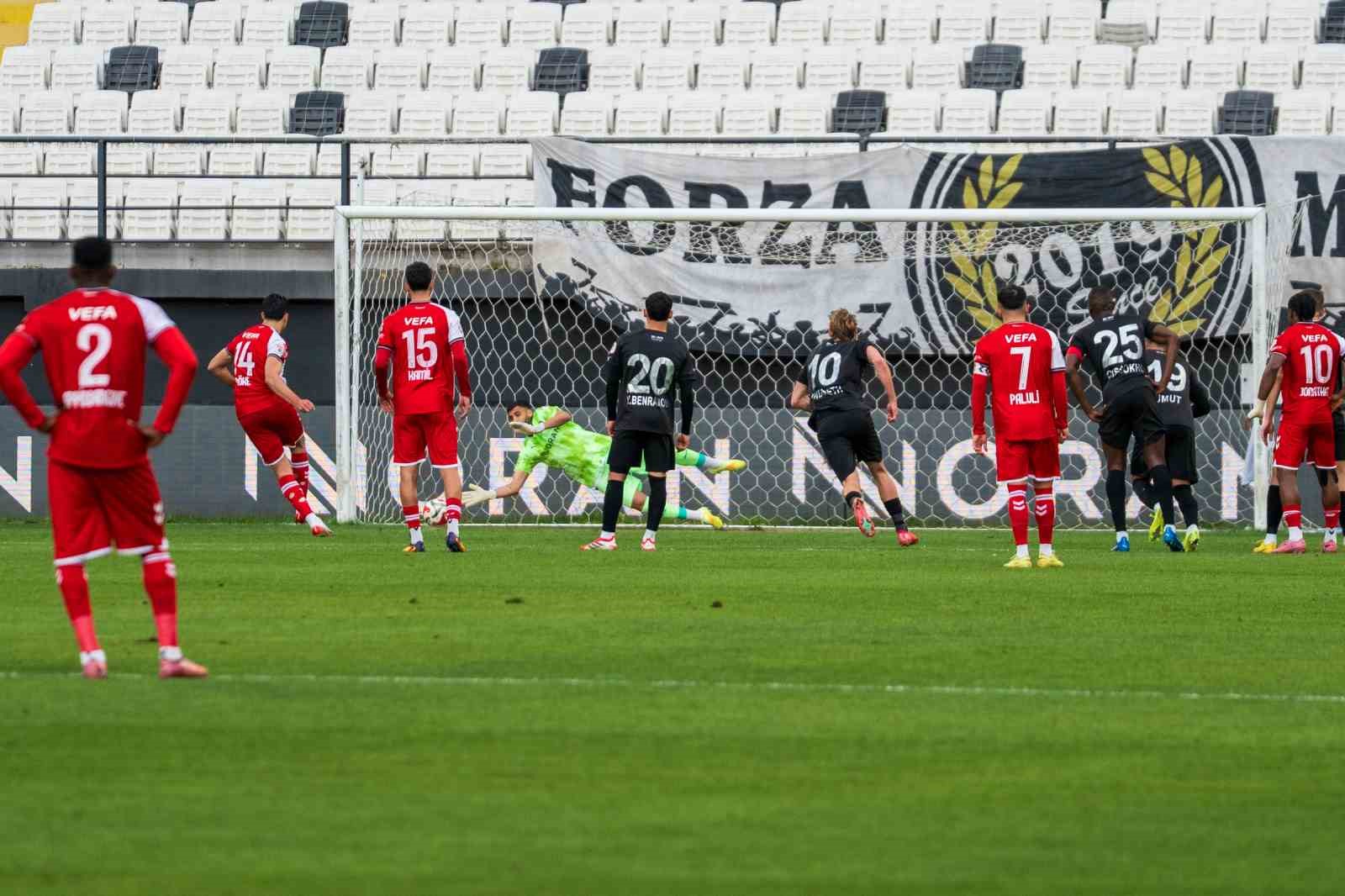 Trendyol 1. Lig: Manisa FK: 0 - Sivasspor: 1
