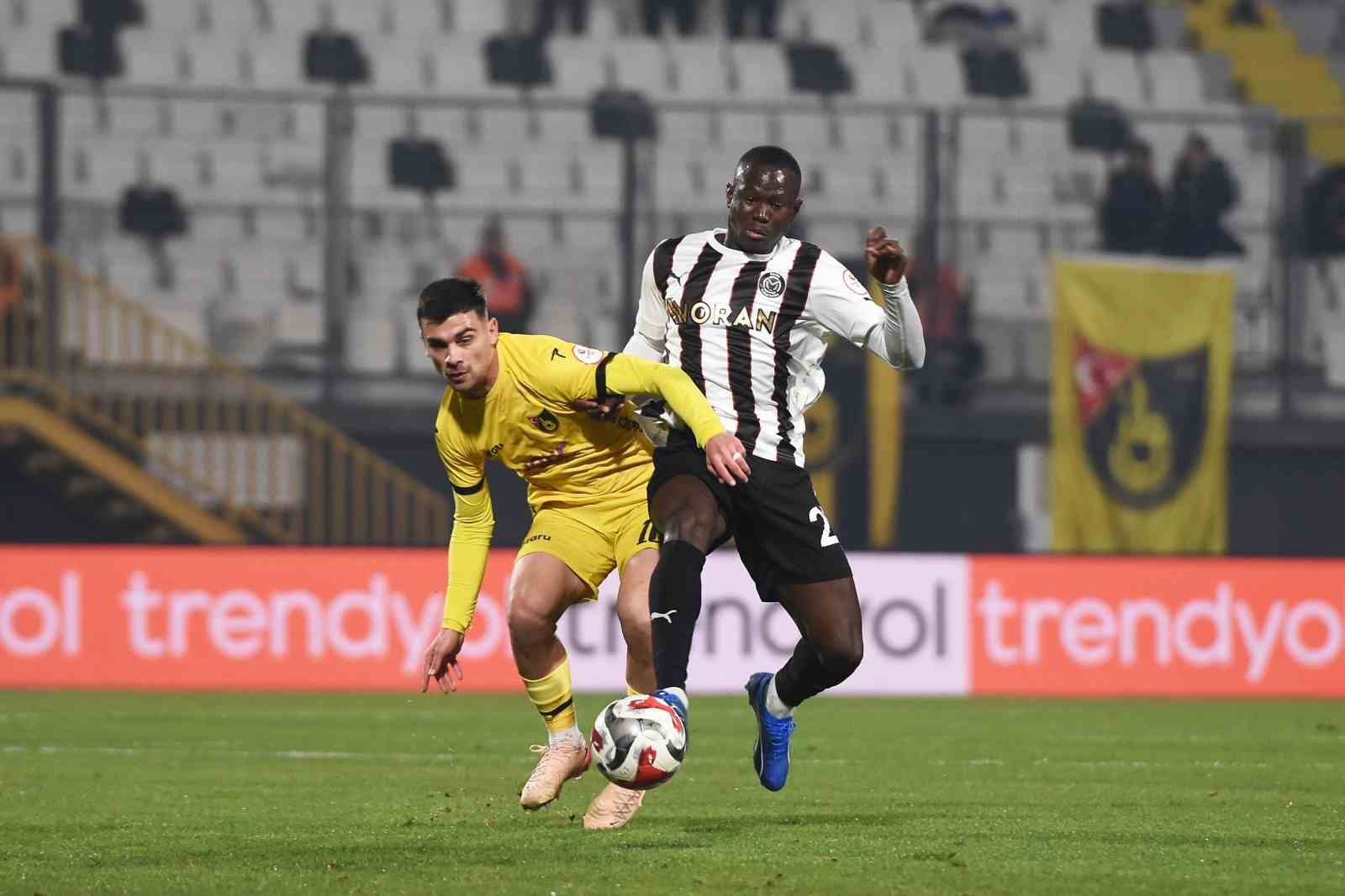 Trendyol 1. Lig: Manisa FK: 1 - İstanbulspor: 0
