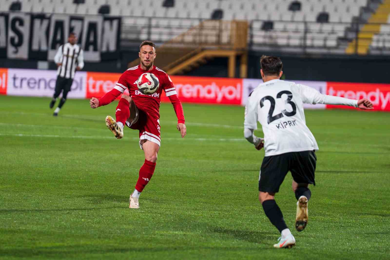 Trendyol 1. Lig: Manisa FK: 1 - Ümraniyespor: 0
