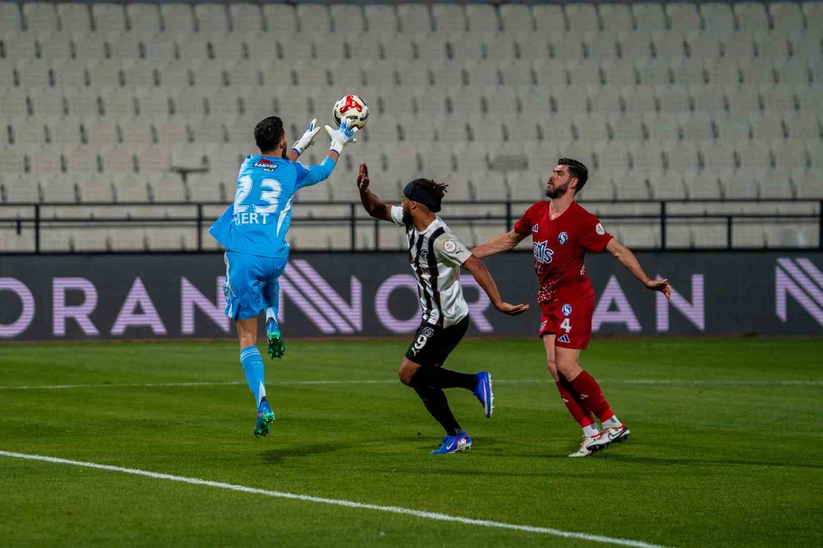 Trendyol 1. Lig: Manisa FK: 3 - Sarıyer: 0
