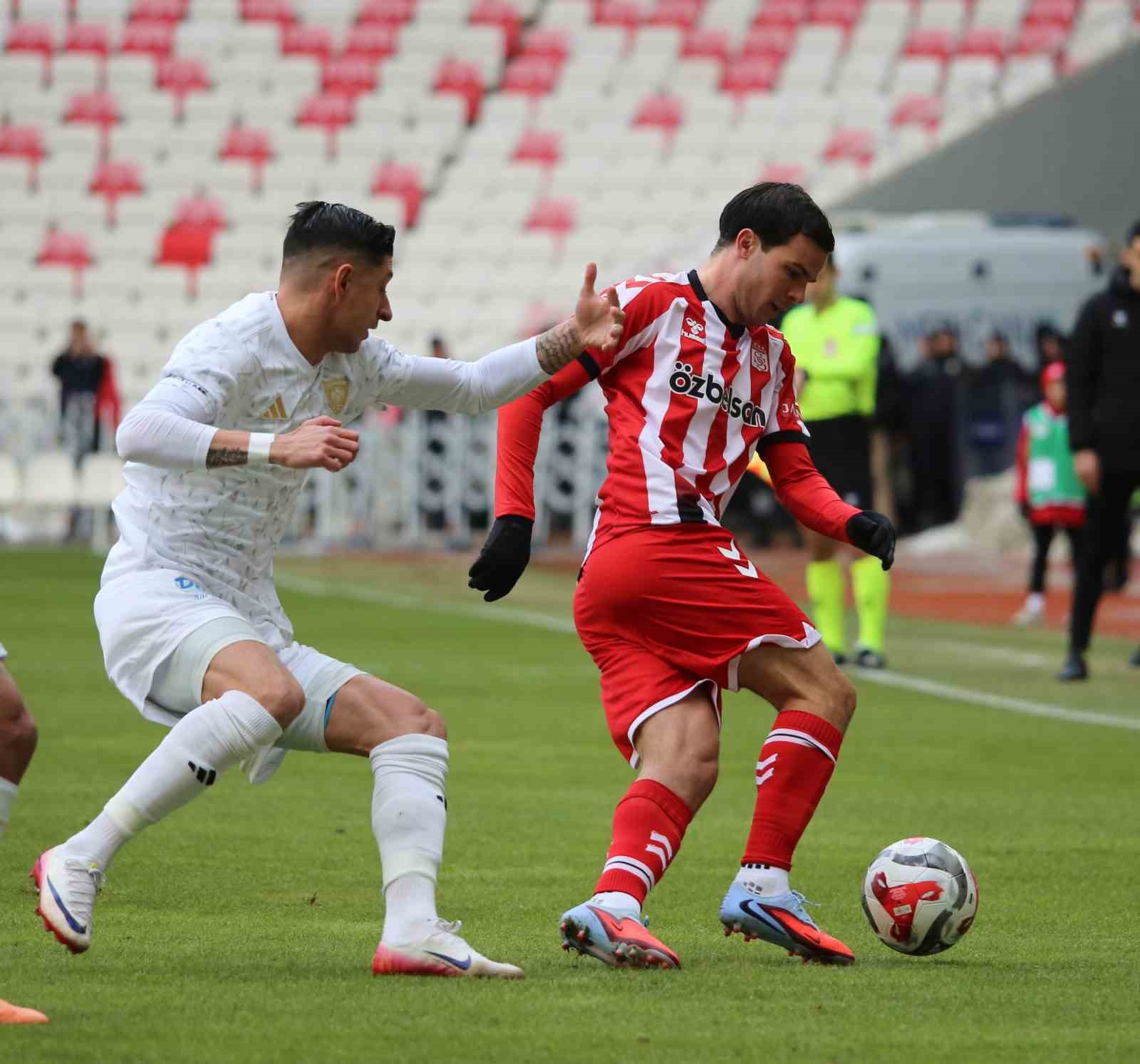 Trendyol 1. Lig: Özbelsan Sivasspor: 0 - Erzurumspor FK: 2
