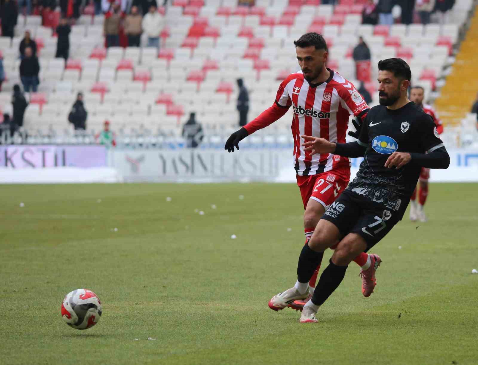 Trendyol 1. Lig: Özbelsan Sivasspor: 1 - Amed Sportif Faaliyetler: 1
