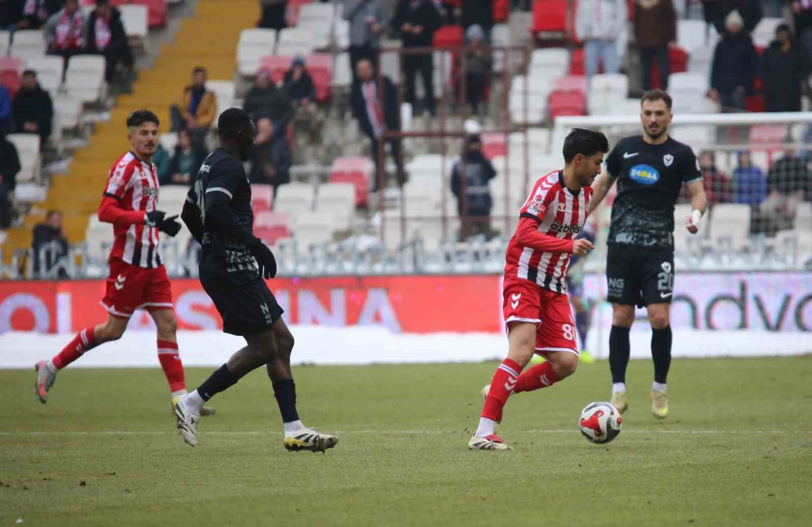 Trendyol 1. Lig: Özbelsan Sivasspor: 1 - Amed Sportif Faaliyetler: 1
