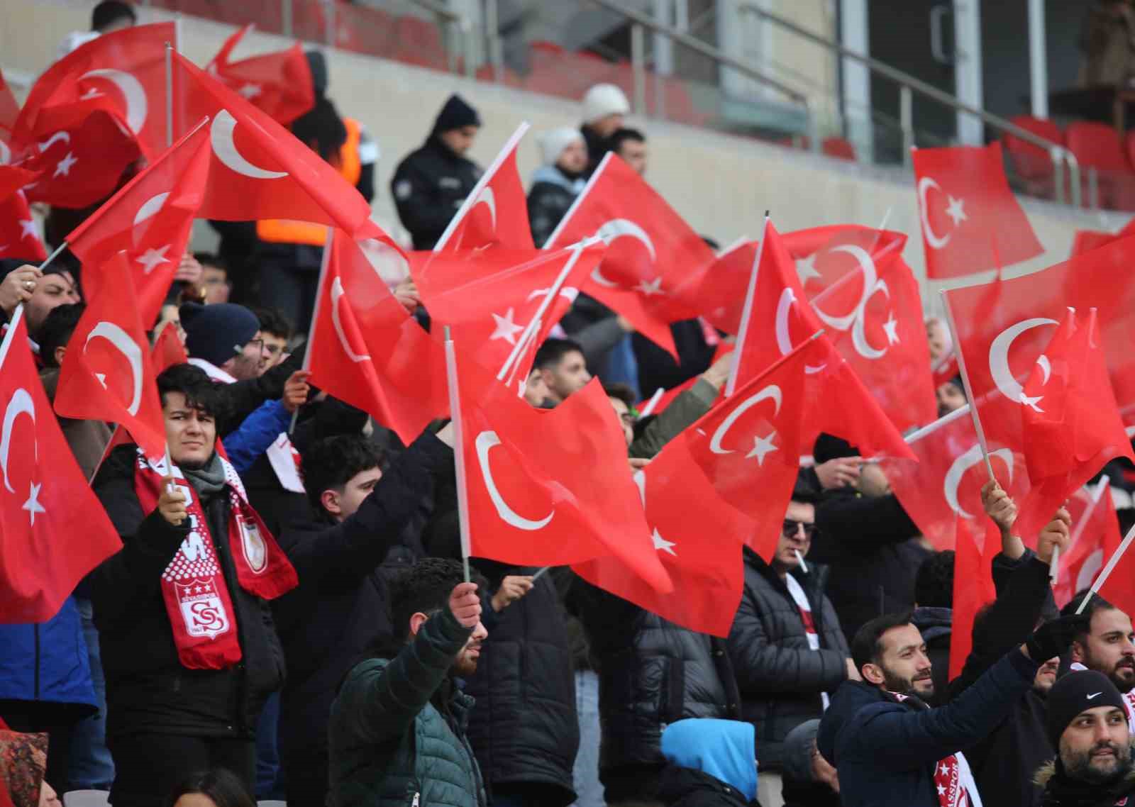 Trendyol 1. Lig: Özbelsan Sivasspor: 1 - Amed Sportif Faaliyetler: 1
