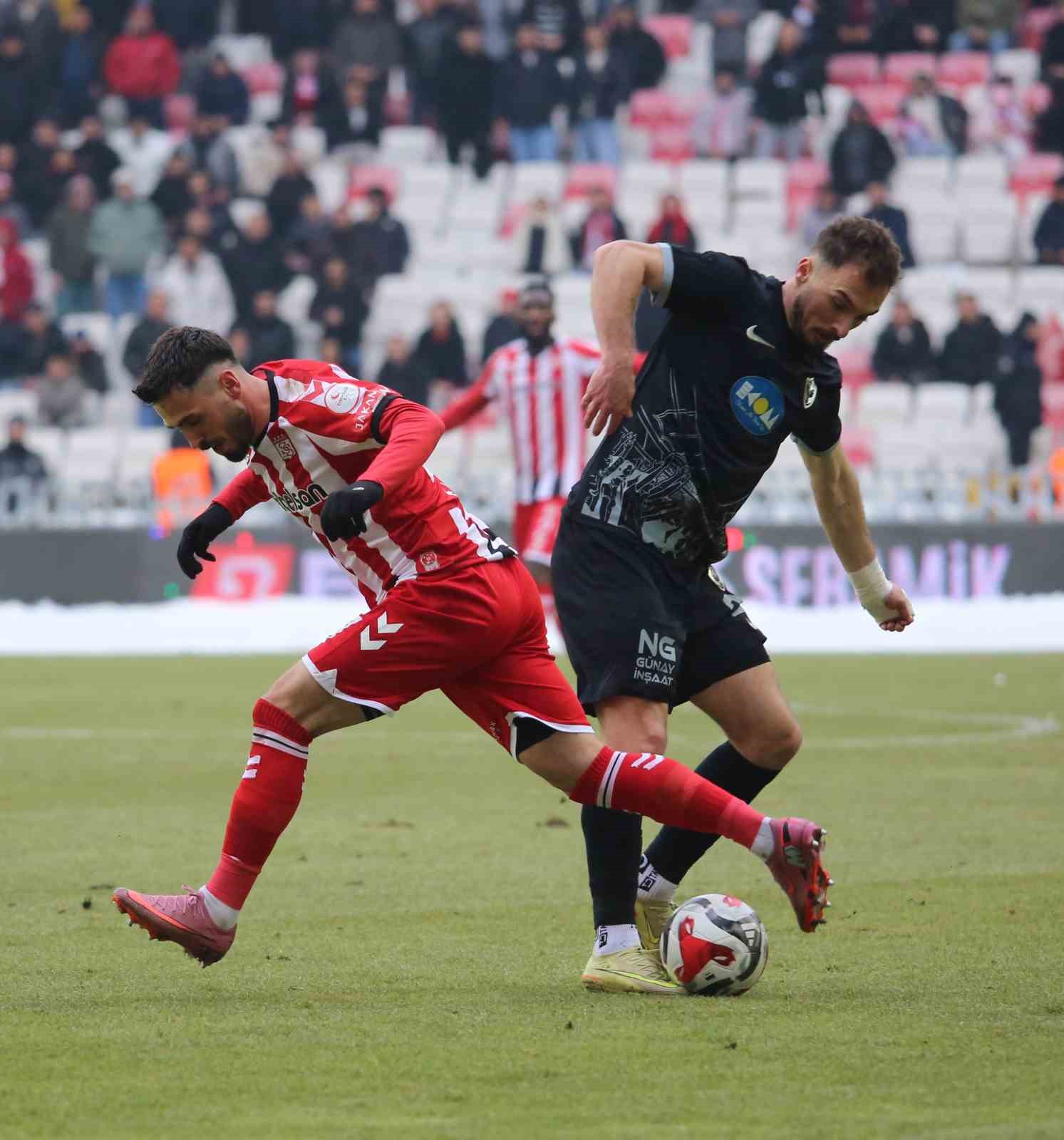 Trendyol 1. Lig: Özbelsan Sivasspor: 1 - Amed Sportif Faaliyetler: 1
