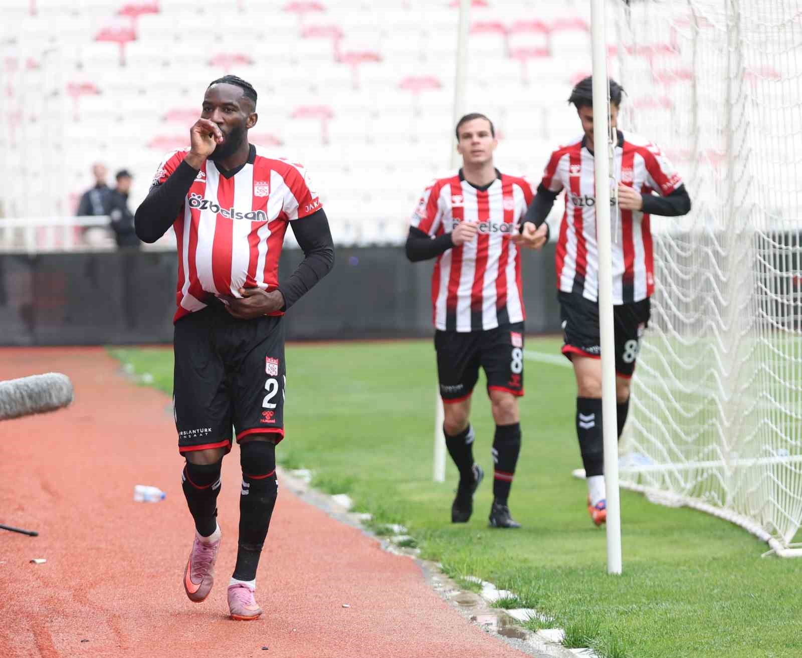 Trendyol 1. Lig: Özbelsan Sivasspor: 2 -  Iğdır FK: 1
