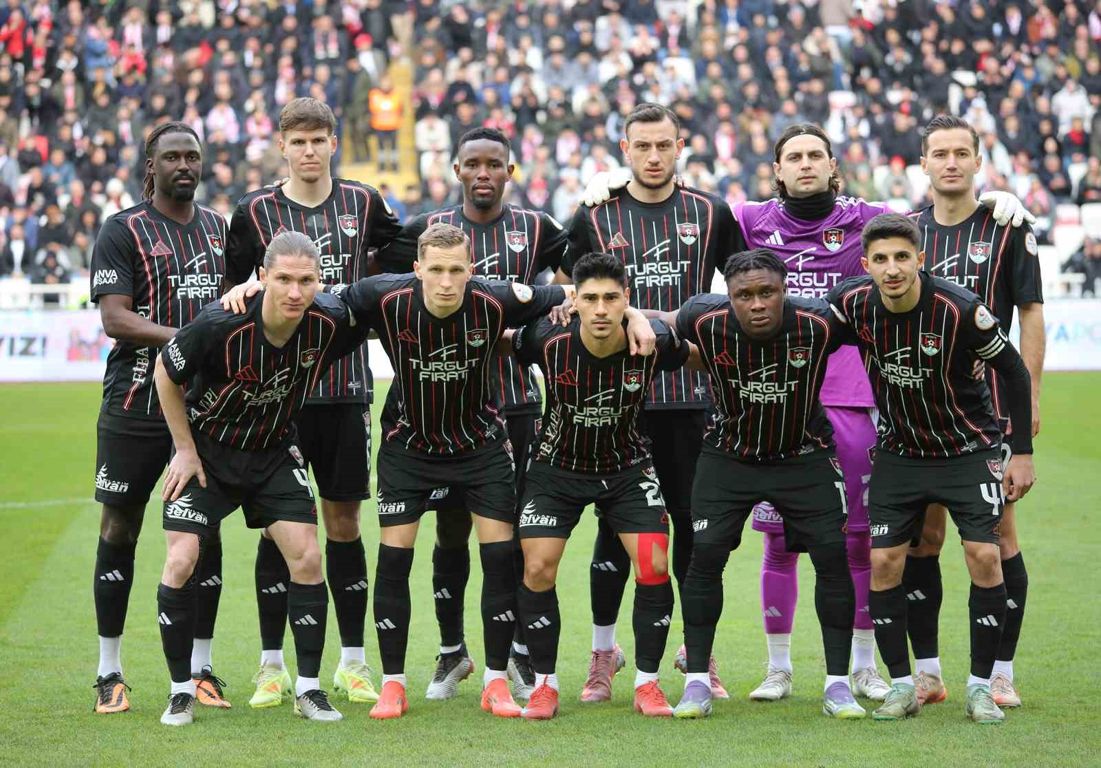 Trendyol 1. Lig: Özbelsan Sivasspor: 3 - Vanspor FK: 3
