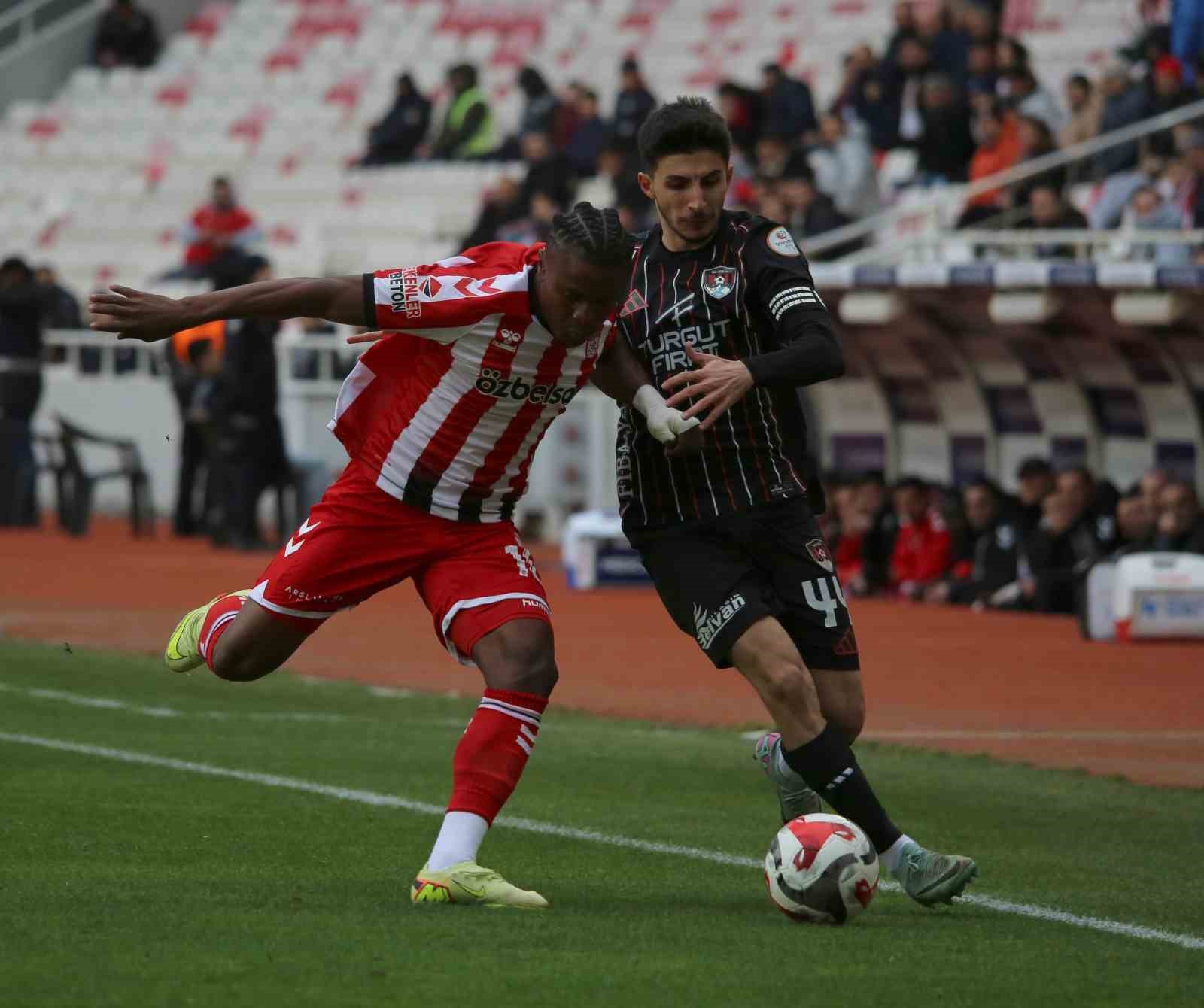 Trendyol 1. Lig: Özbelsan Sivasspor: 3 - Vanspor FK: 3
