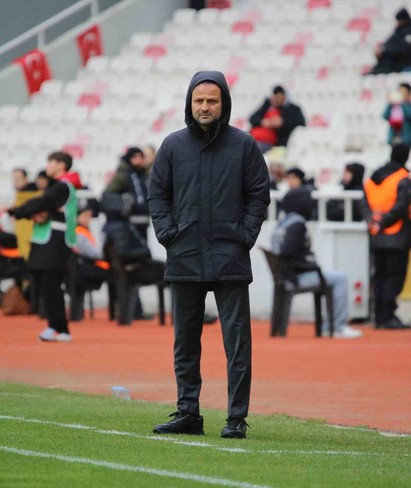 Trendyol 1. Lig: Özbelsan Sivasspor: 3 - Vanspor FK: 3
