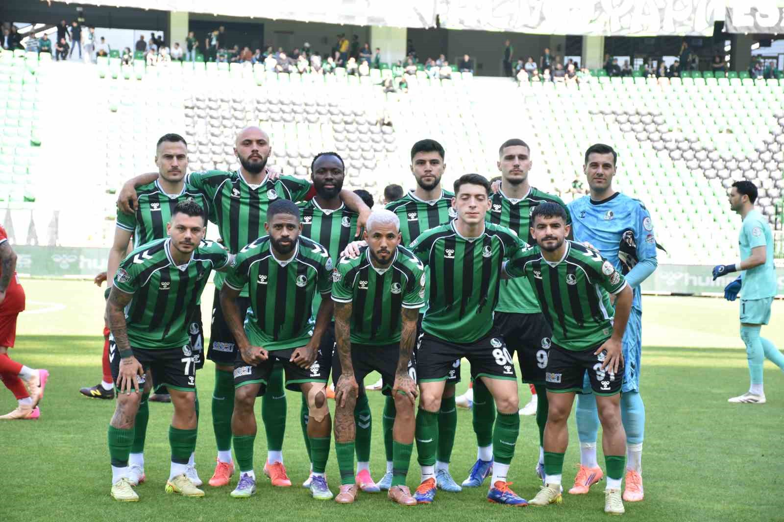 Trendyol 1. Lig: Sakaryaspor: 0 - Çorum FK: 4
