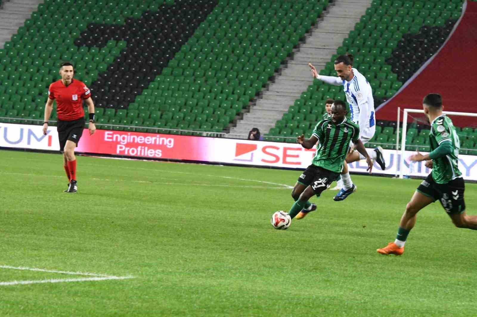Trendyol 1. Lig: Sakaryaspor: 0 - Sarıyer: 0
